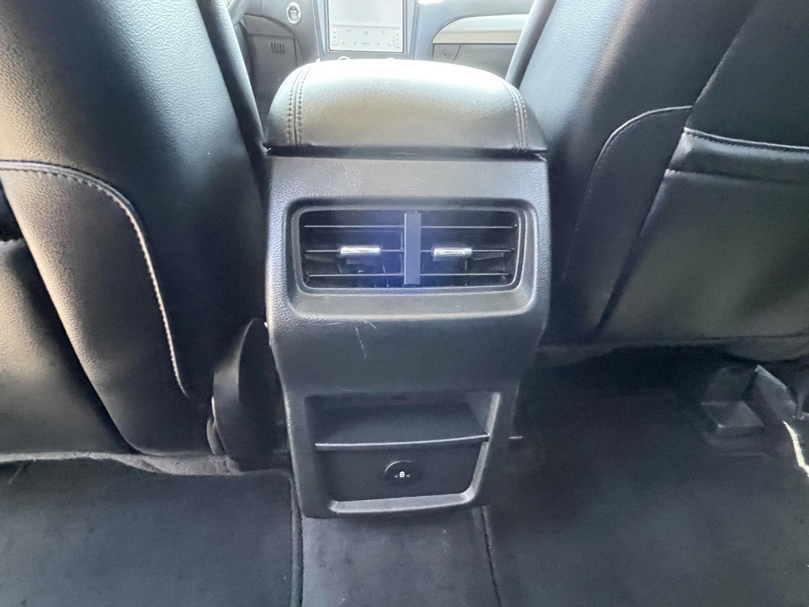 Used 2023 Ford Edge SEL SUV for sale in Grand Island NE