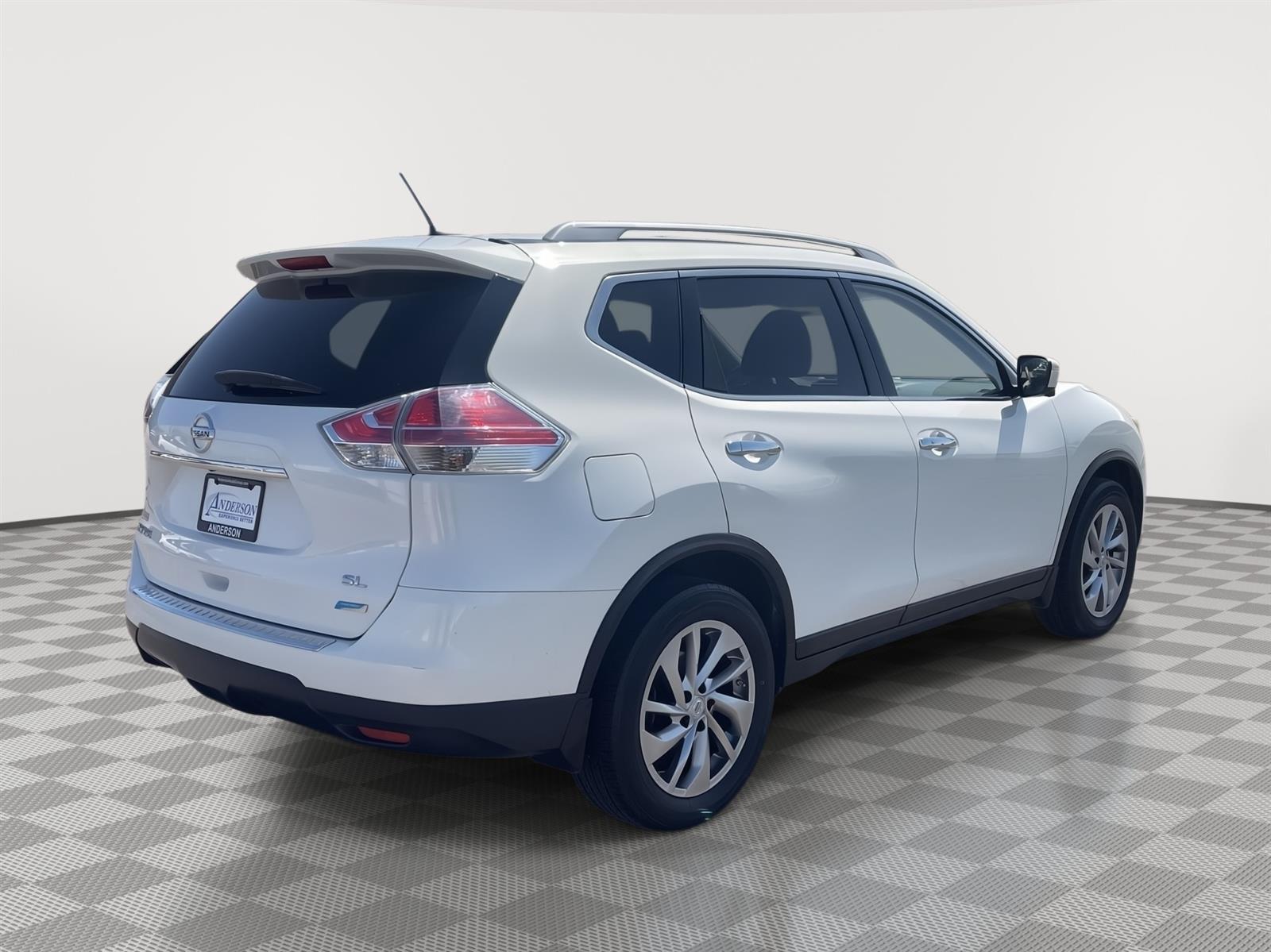 Used 2014 Nissan Rogue SL SUV for sale in Grand Island NE