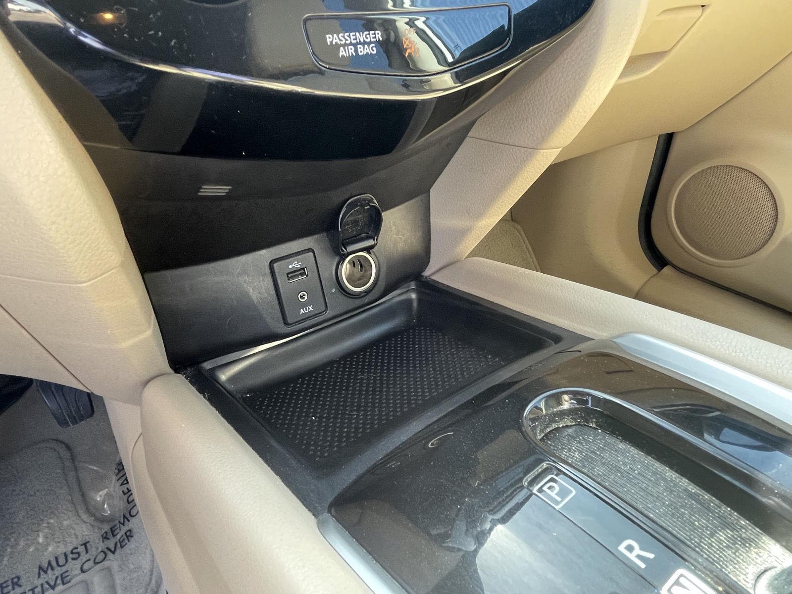 Used 2014 Nissan Rogue SL SUV for sale in Grand Island NE