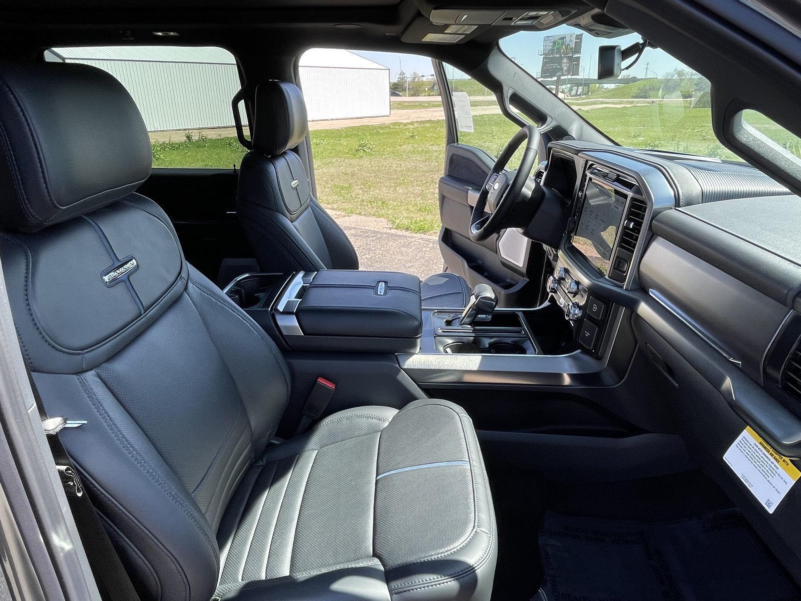 New 2025 Ford F-150 Platinum Crew Cab Truck for sale in Grand Island NE