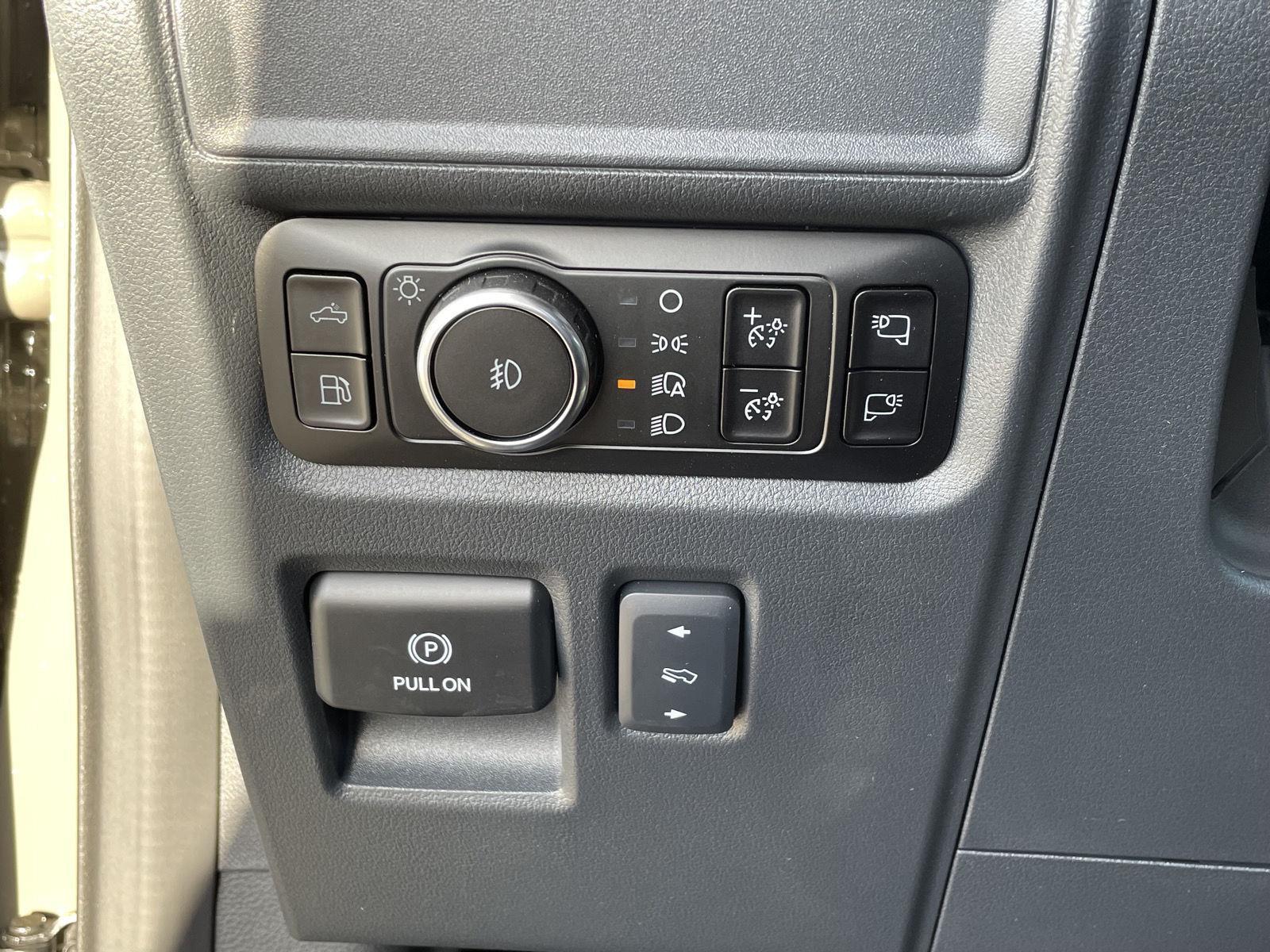 New 2025 Ford F-150 Lariat Crew Cab Truck for sale in Grand Island NE