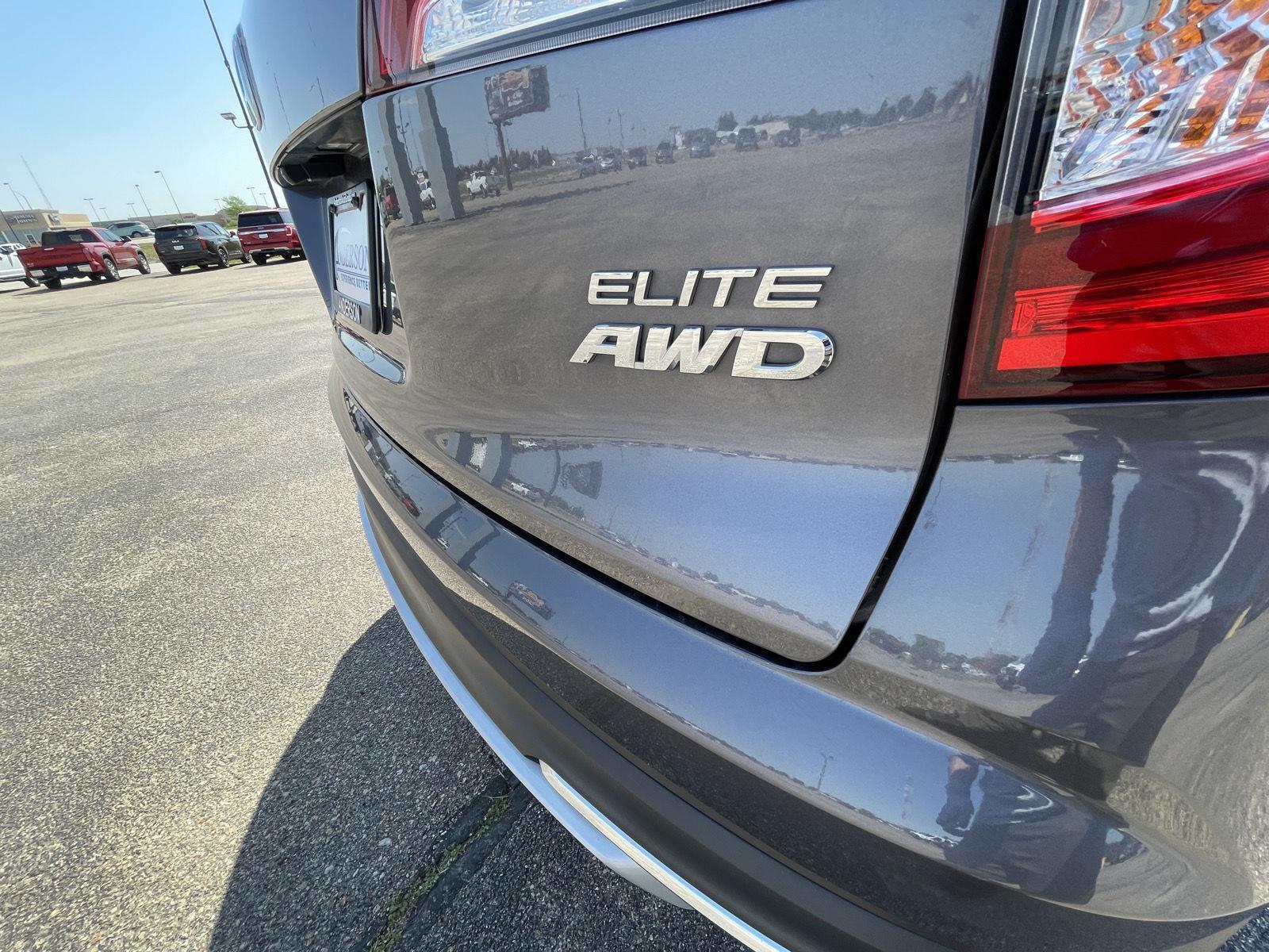 Used 2022 Honda Pilot Elite SUV for sale in Grand Island NE