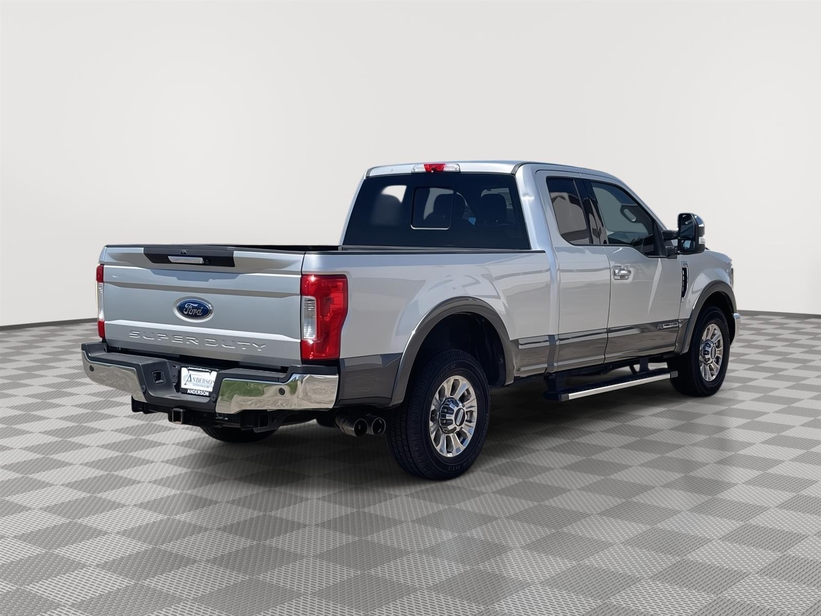 Used 2019 Ford Super Duty F-350 SRW Lariat Super Cab Truck for sale in Grand Island NE