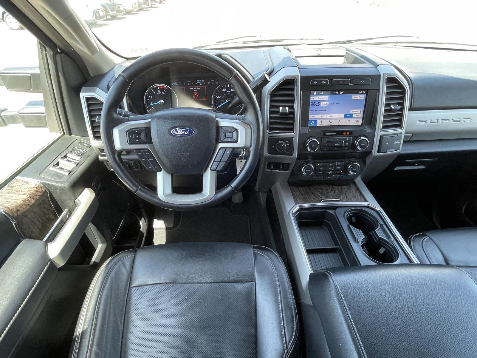 Used 2019 Ford Super Duty F-350 SRW Lariat Super Cab Truck for sale in Grand Island NE