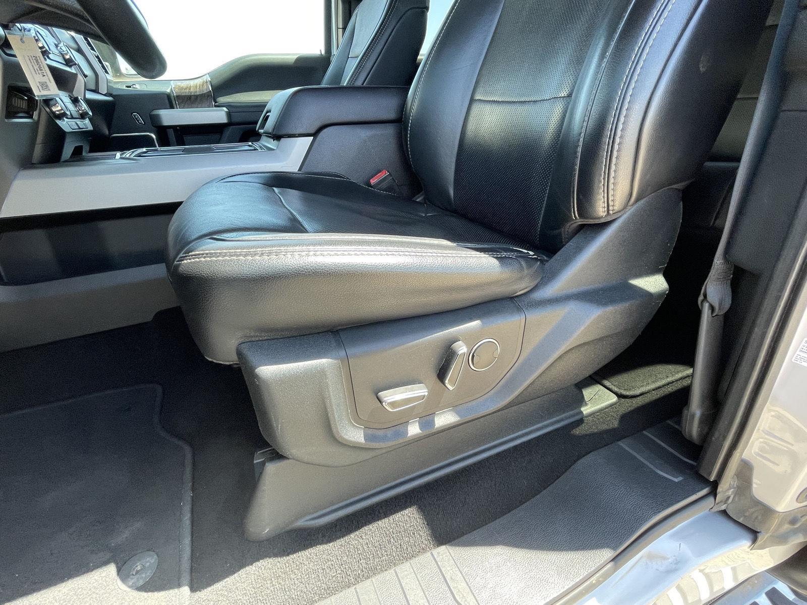 Used 2019 Ford Super Duty F-350 SRW Lariat Super Cab Truck for sale in Grand Island NE