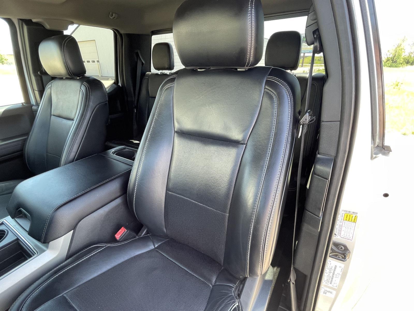 Used 2019 Ford Super Duty F-350 SRW Lariat Super Cab Truck for sale in Grand Island NE