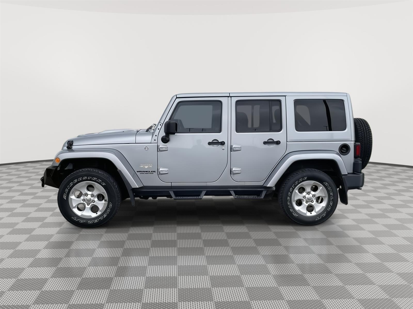 Used 2013 Jeep Wrangler Unlimited Sahara SUV for sale in Grand Island NE