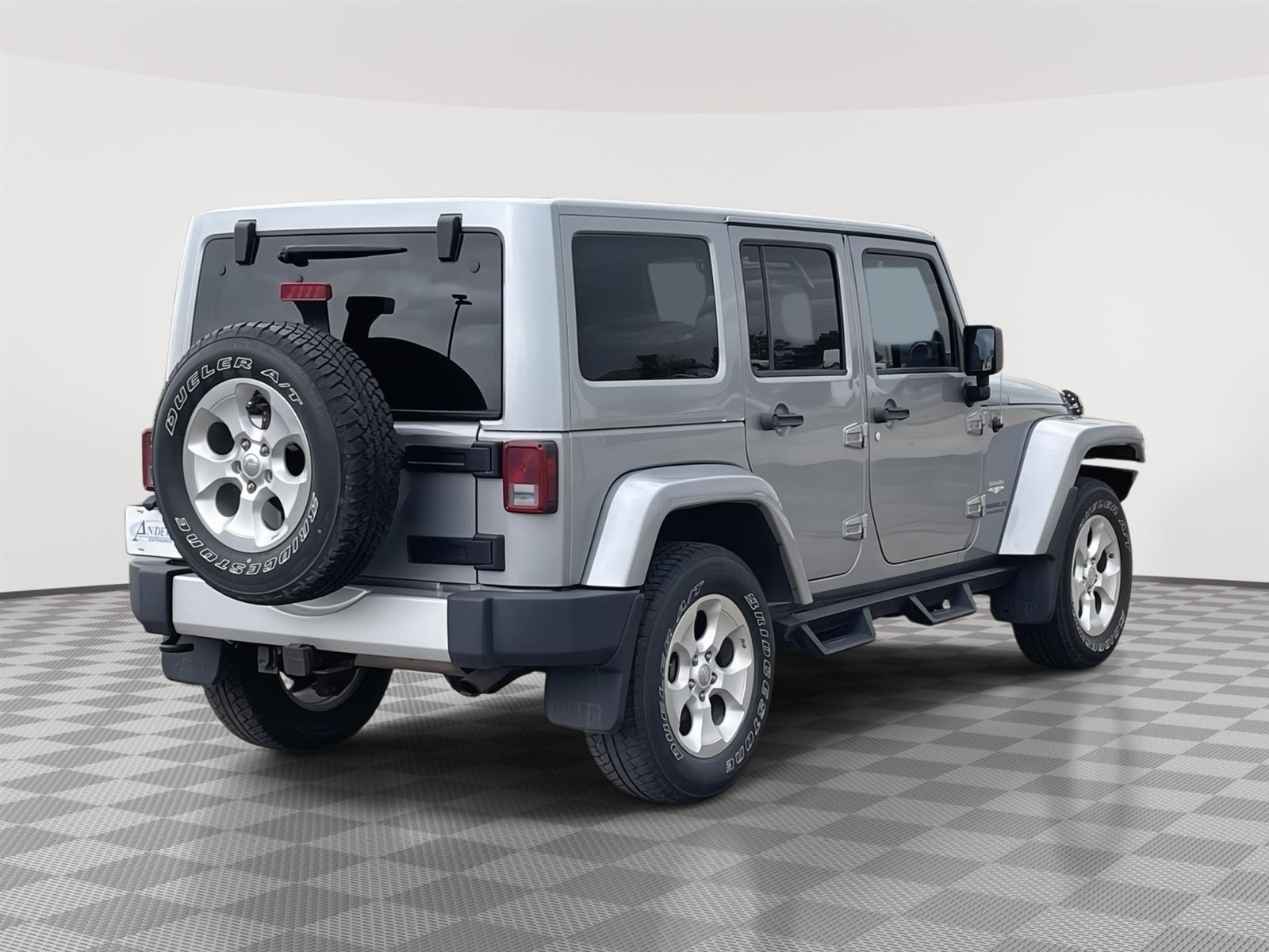 Used 2013 Jeep Wrangler Unlimited Sahara SUV for sale in Grand Island NE