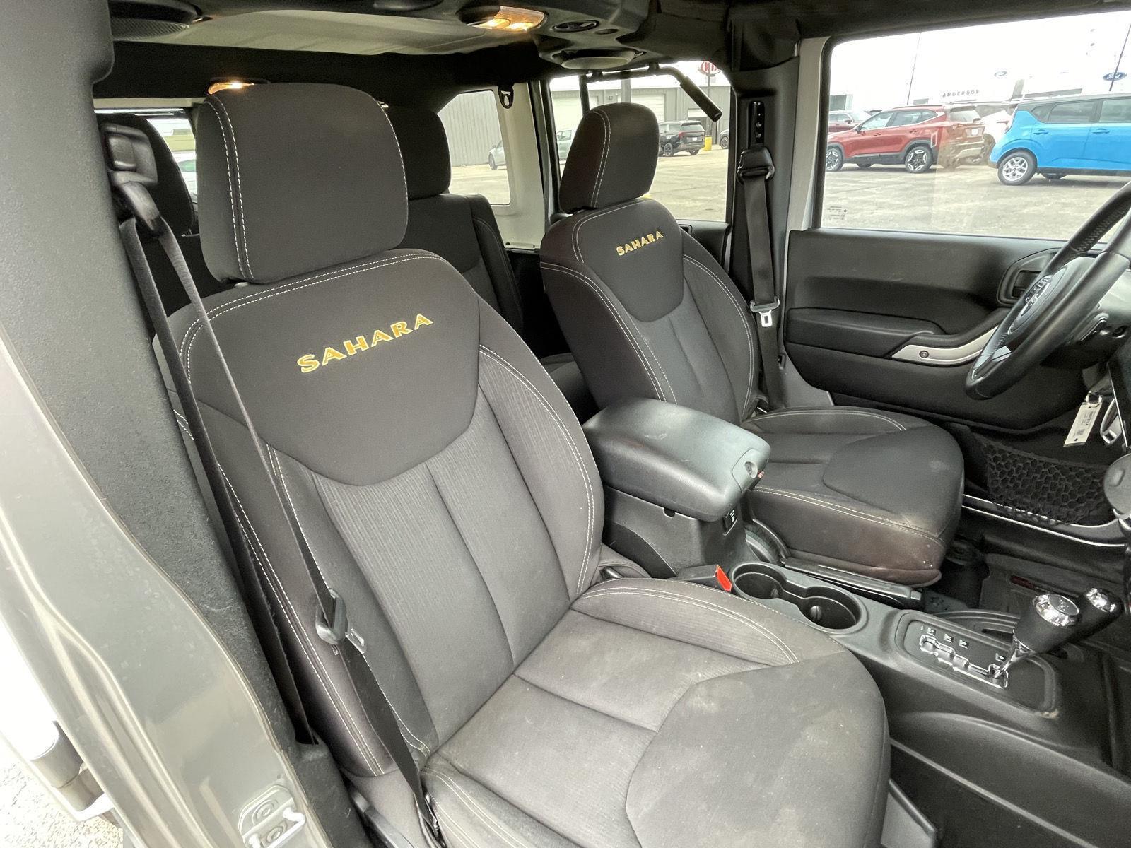 Used 2013 Jeep Wrangler Unlimited Sahara SUV for sale in Grand Island NE