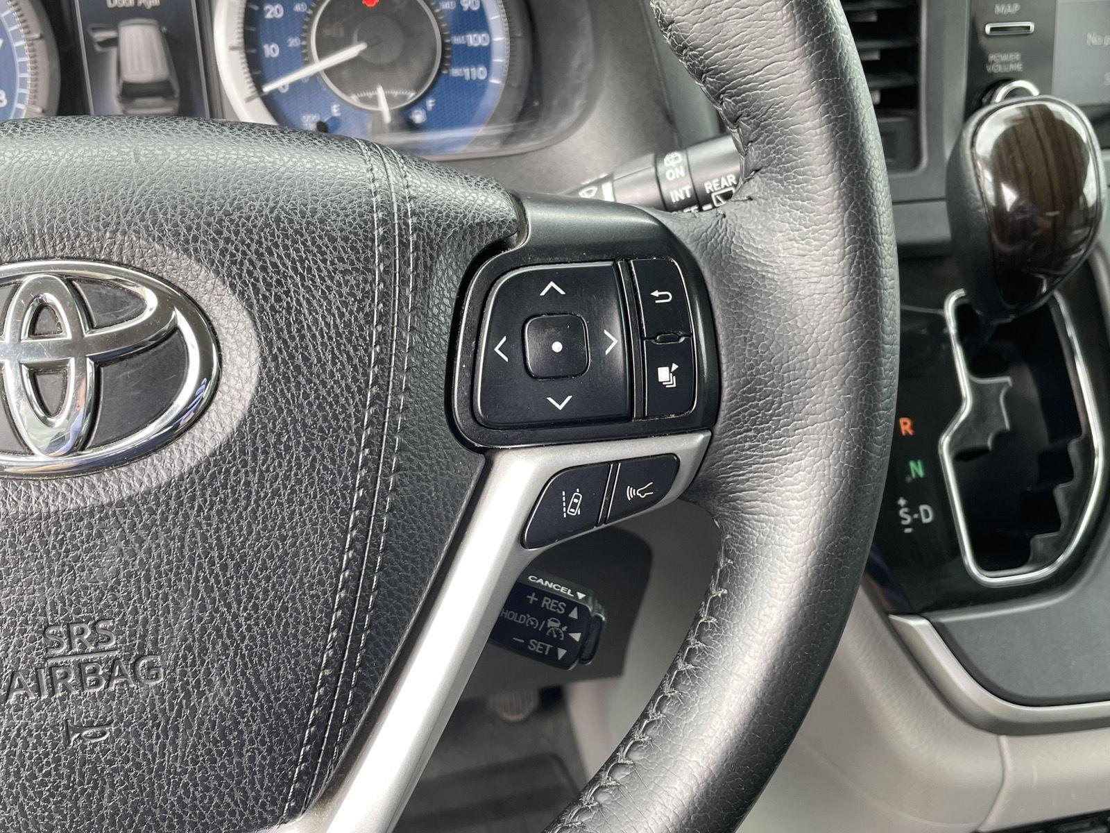 Pre-Owned 2020 Toyota Sienna for sale in Grand Island NE