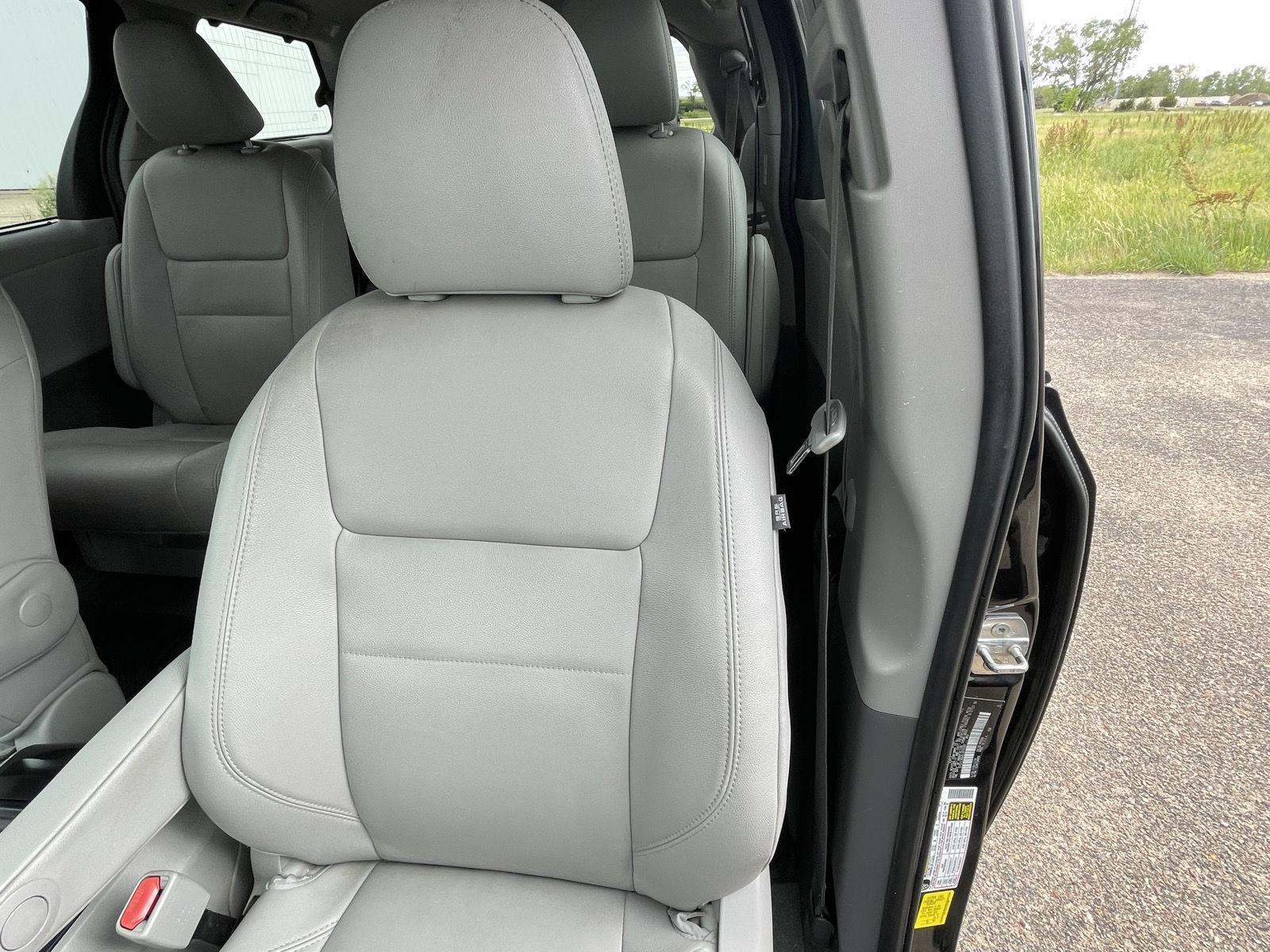 Pre-Owned 2020 Toyota Sienna for sale in Grand Island NE