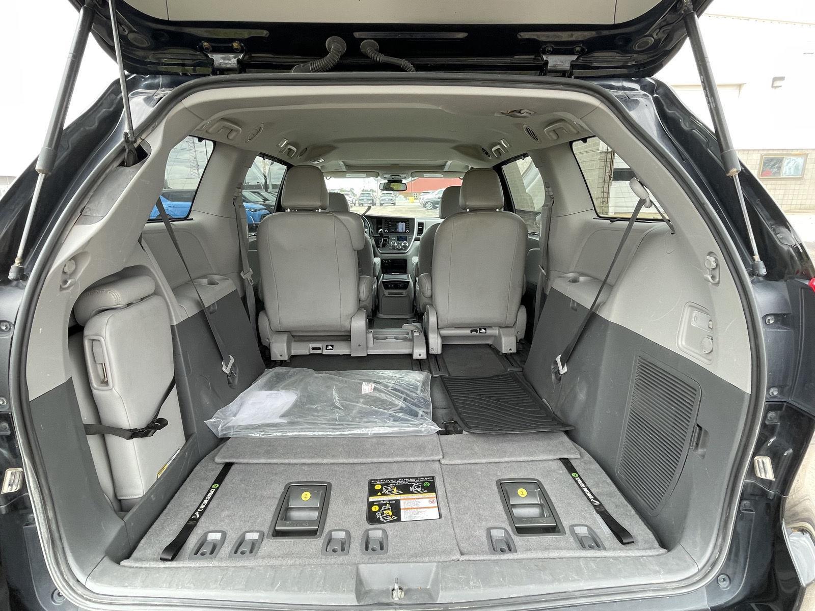 Pre-Owned 2020 Toyota Sienna for sale in Grand Island NE