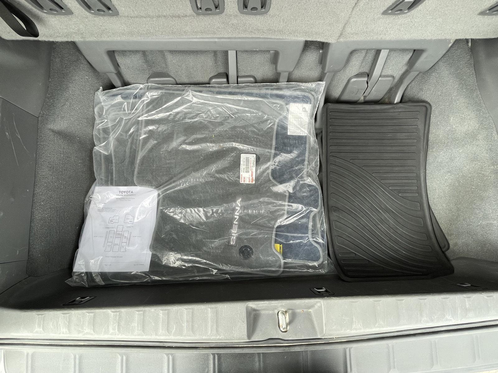 Pre-Owned 2020 Toyota Sienna for sale in Grand Island NE