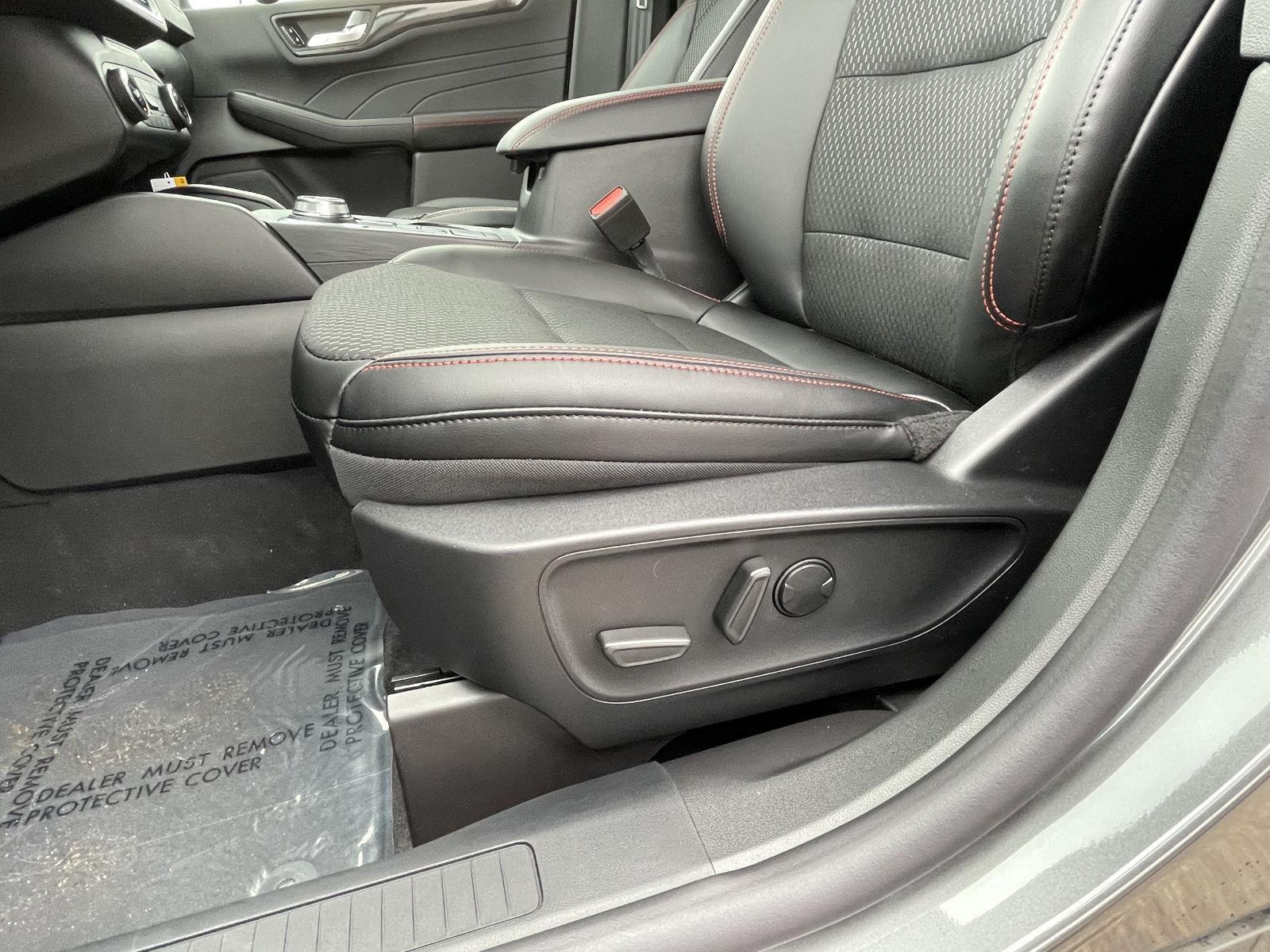 New 2025 Ford Escape ST-Line Select SUV for sale in Grand Island NE