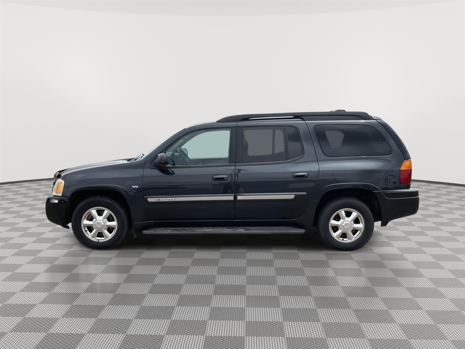 Used 2003 GMC Envoy XL SLT 4 door for sale in Grand Island NE