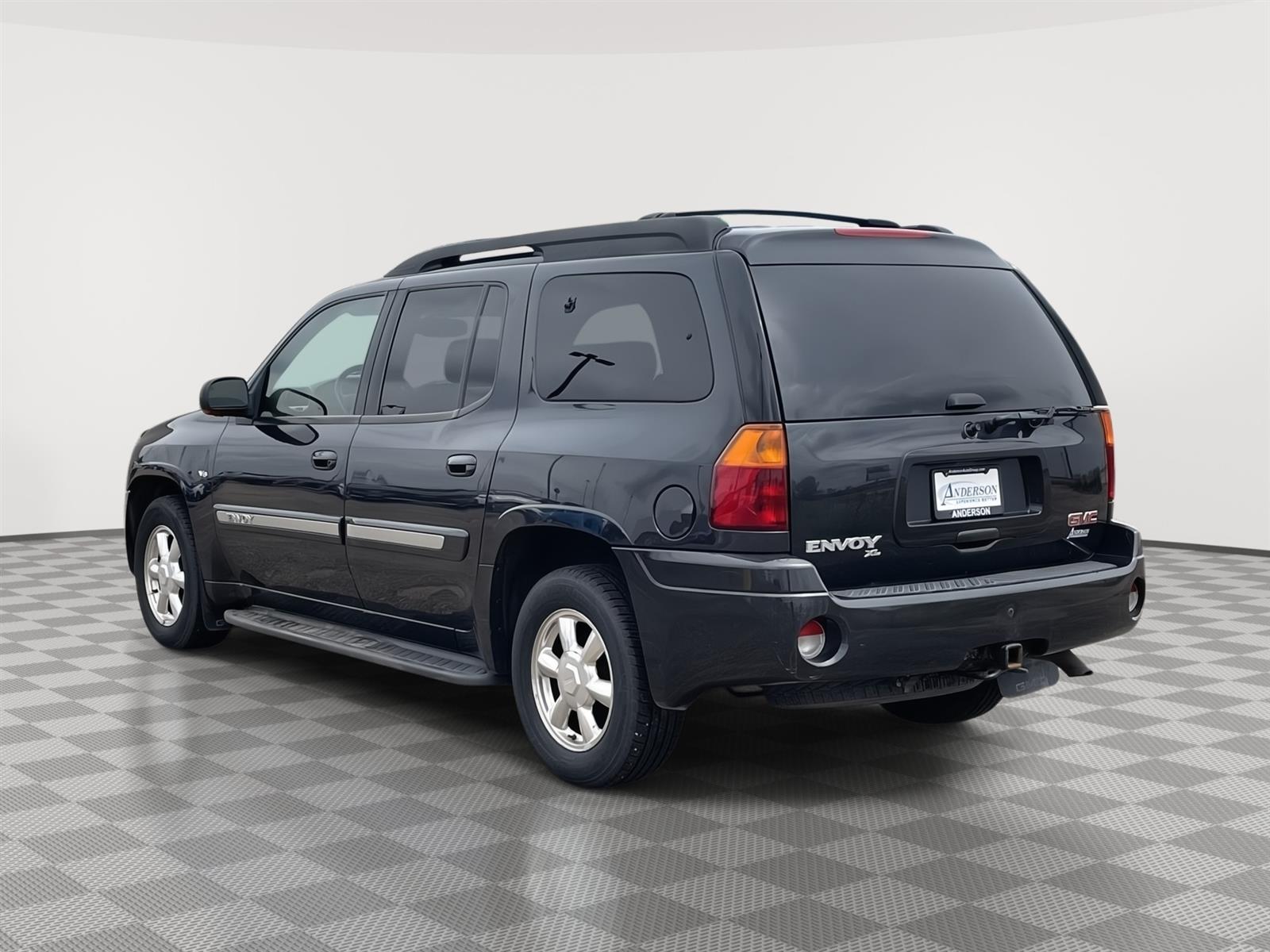Used 2003 GMC Envoy XL SLT 4 door for sale in Grand Island NE