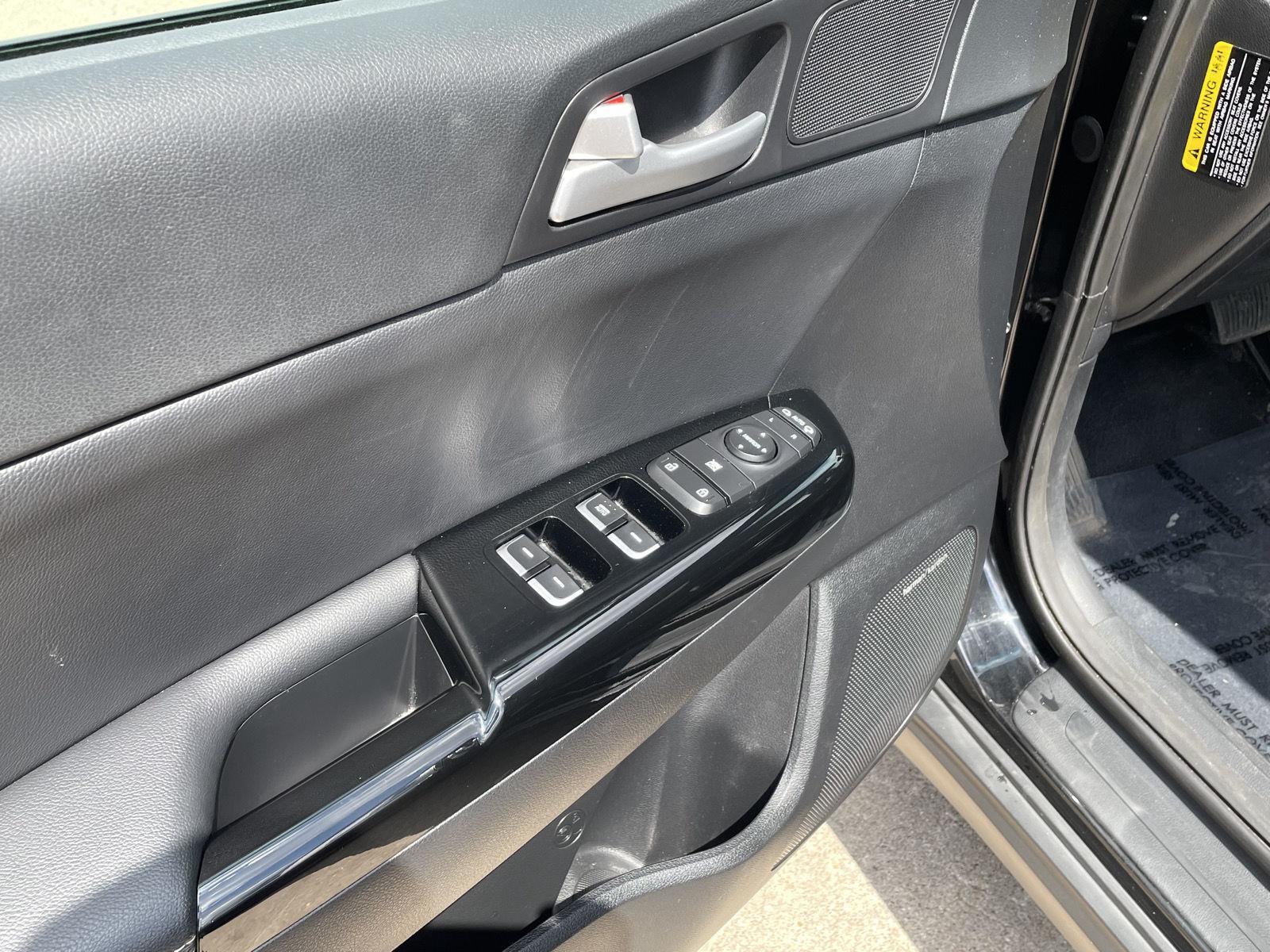 Used 2020 Kia Sportage EX SUV for sale in Grand Island NE