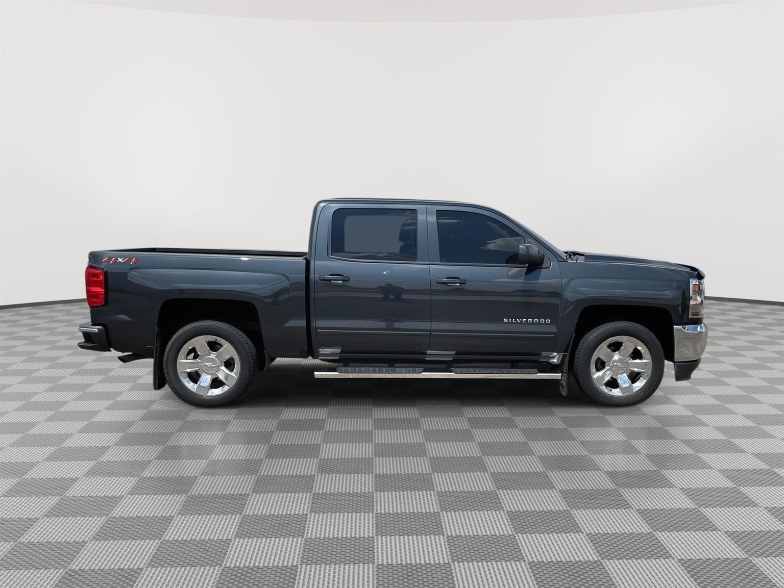 Pre-Owned 2018 Chevrolet Silverado 1500 for sale in Grand Island NE