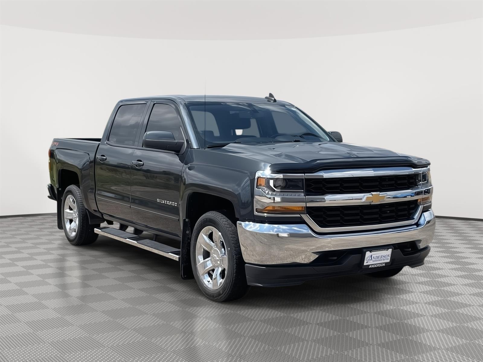 Pre-Owned 2018 Chevrolet Silverado 1500 for sale in Grand Island NE
