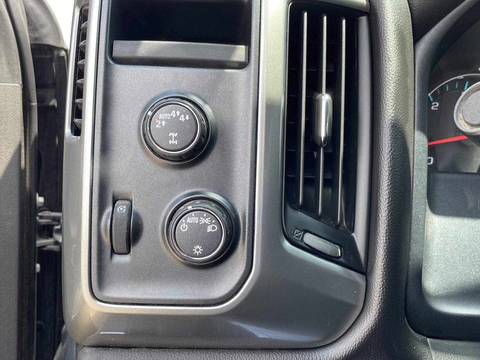 Pre-Owned 2018 Chevrolet Silverado 1500 for sale in Grand Island NE