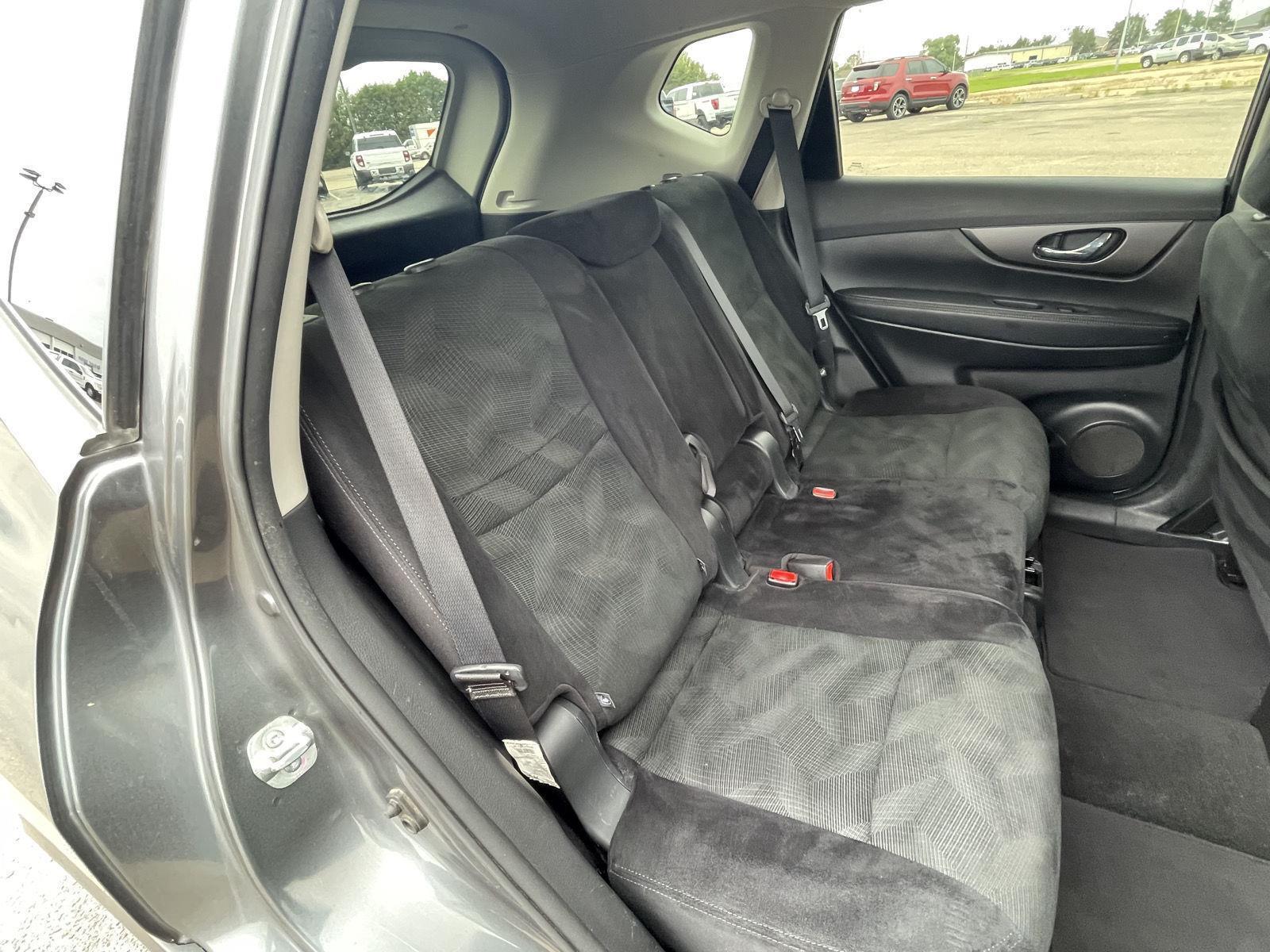 Pre-Owned 2016 Nissan Rogue for sale in Grand Island NE