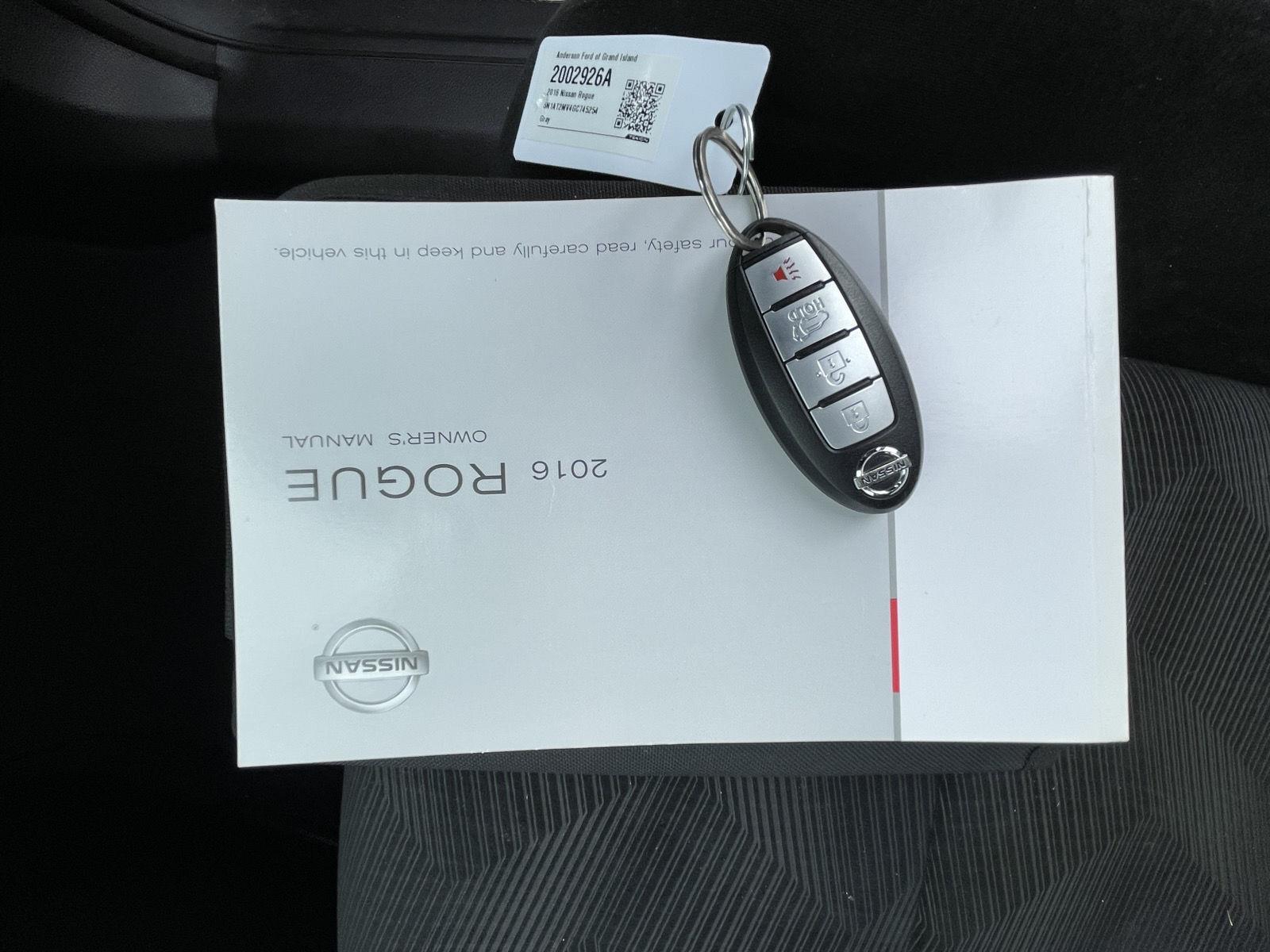 Pre-Owned 2016 Nissan Rogue for sale in Grand Island NE
