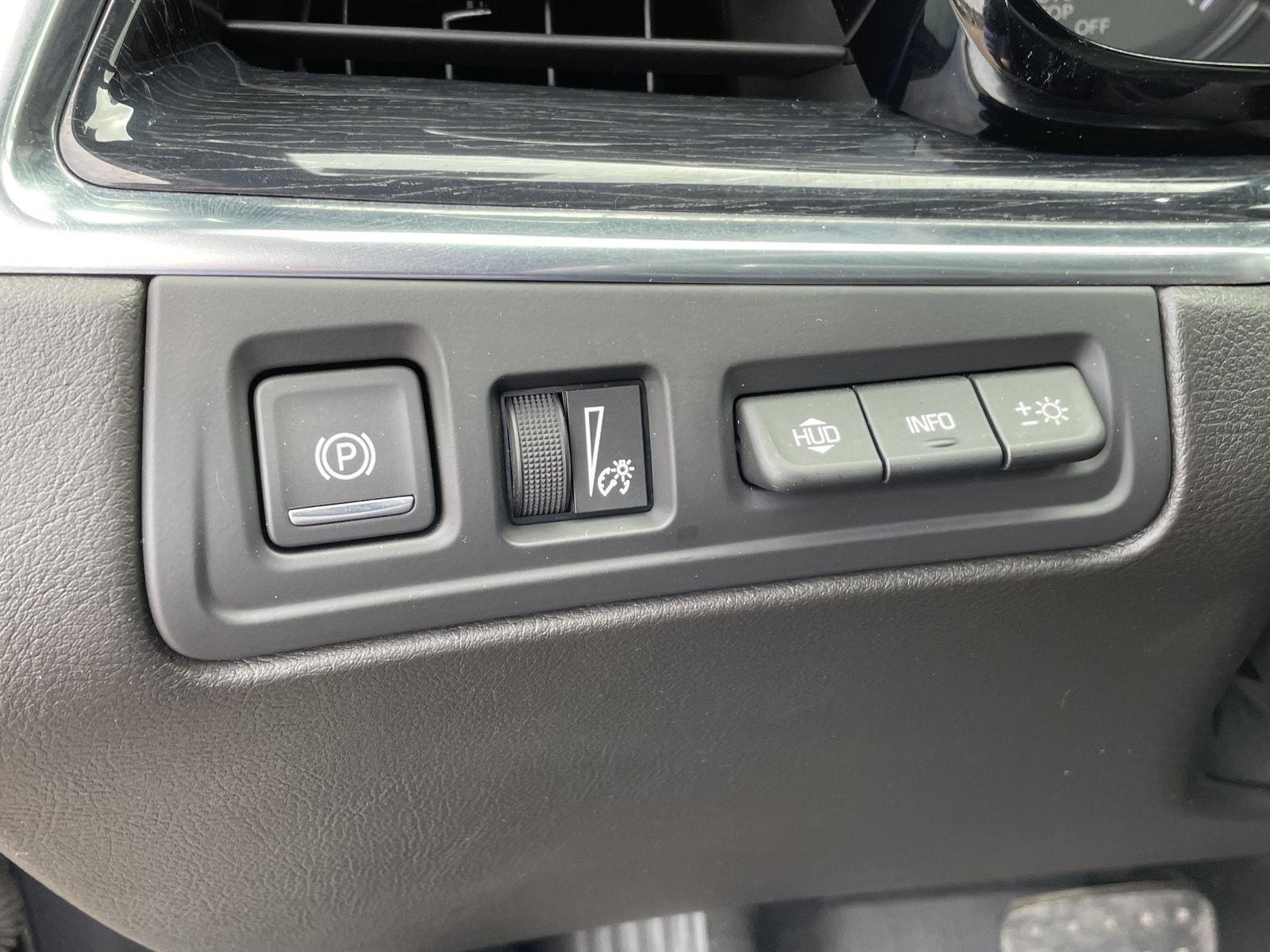 Pre-Owned 2020 Cadillac XT5 for sale in Grand Island NE