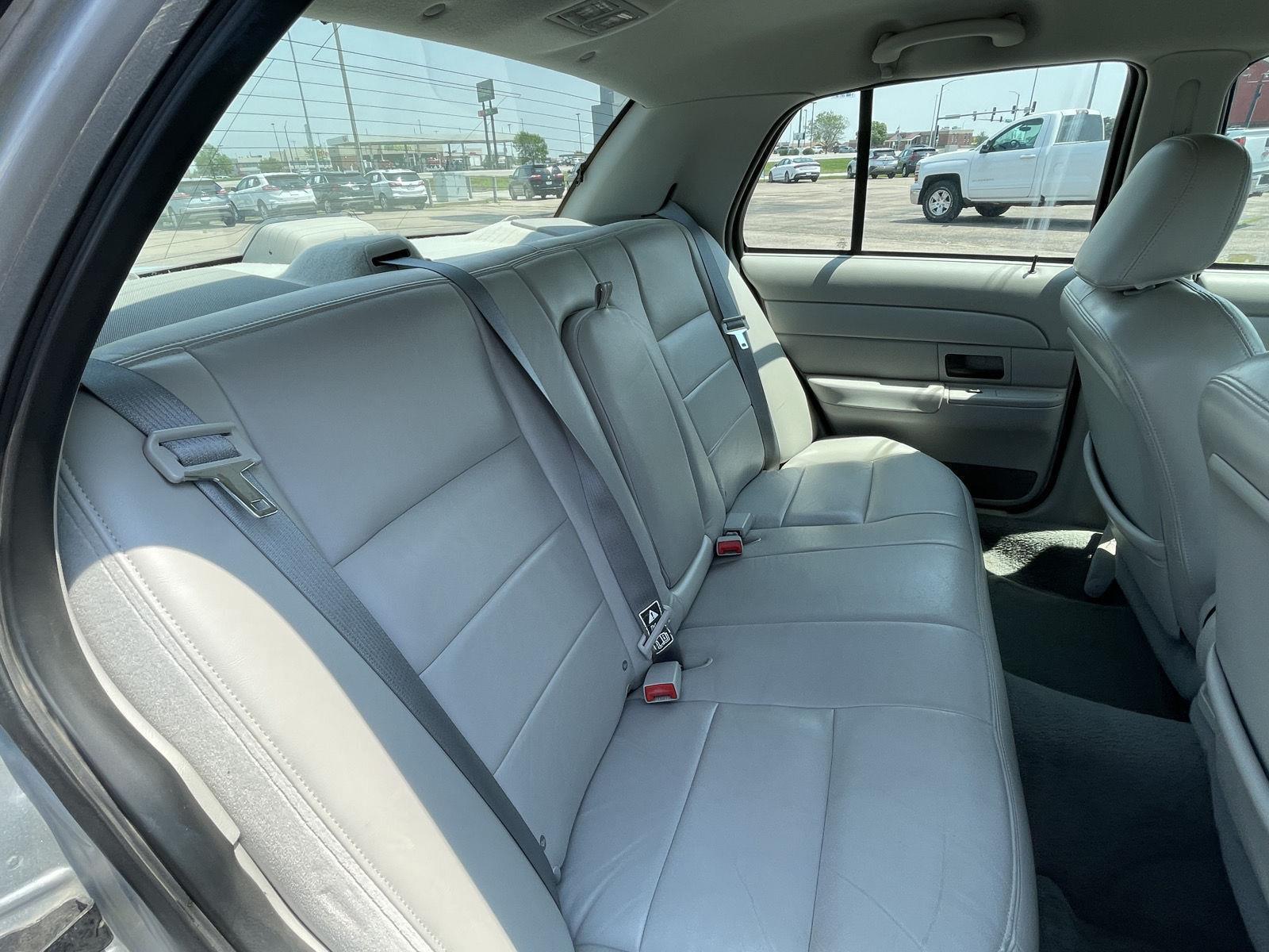 Used 2003 Ford Crown Victoria LX Sedan for sale in Grand Island NE