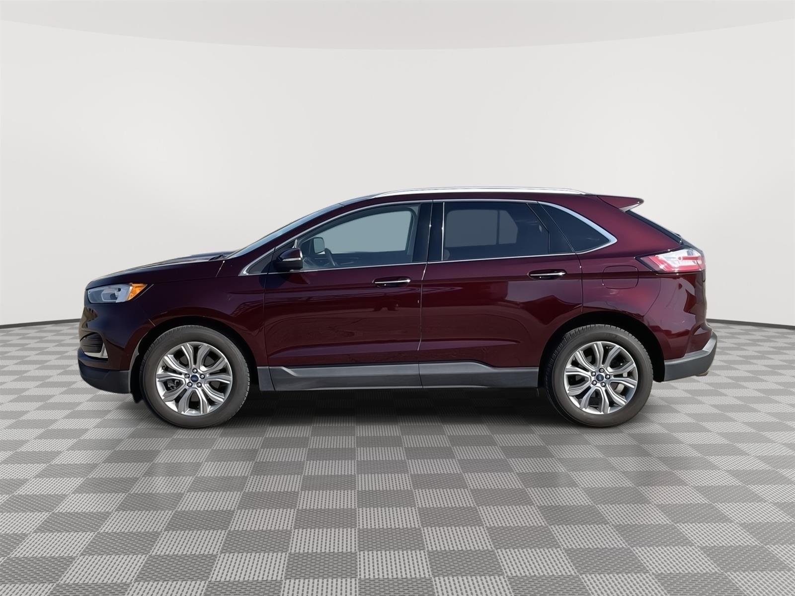 Used 2019 Ford Edge Titanium SUV for sale in Grand Island NE