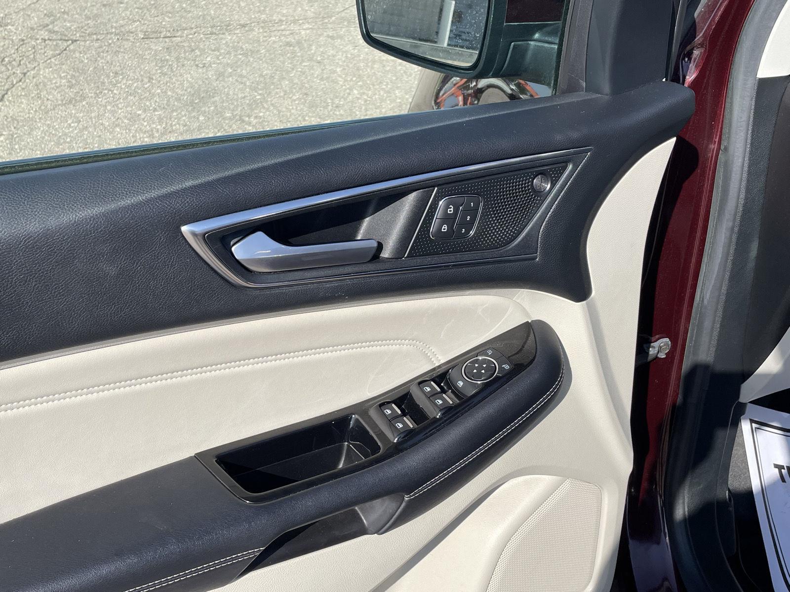 Pre-Owned 2019 Ford Edge for sale in Grand Island NE