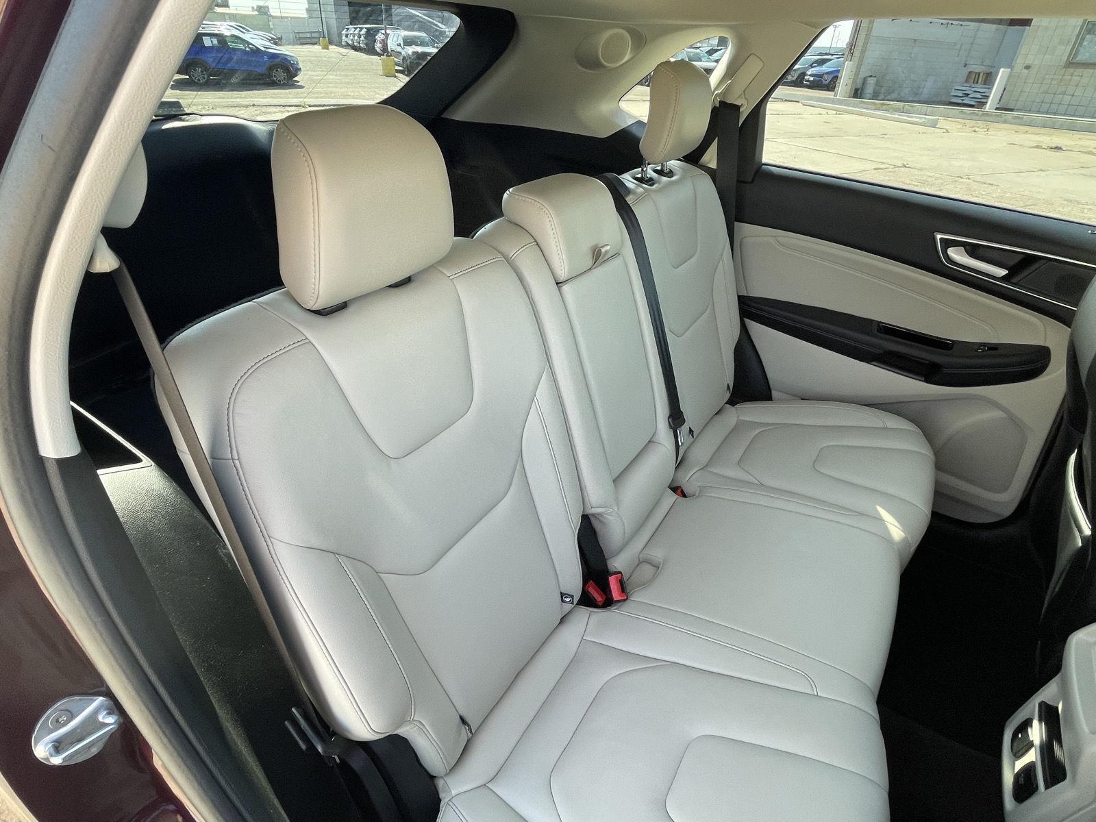 Pre-Owned 2019 Ford Edge for sale in Grand Island NE