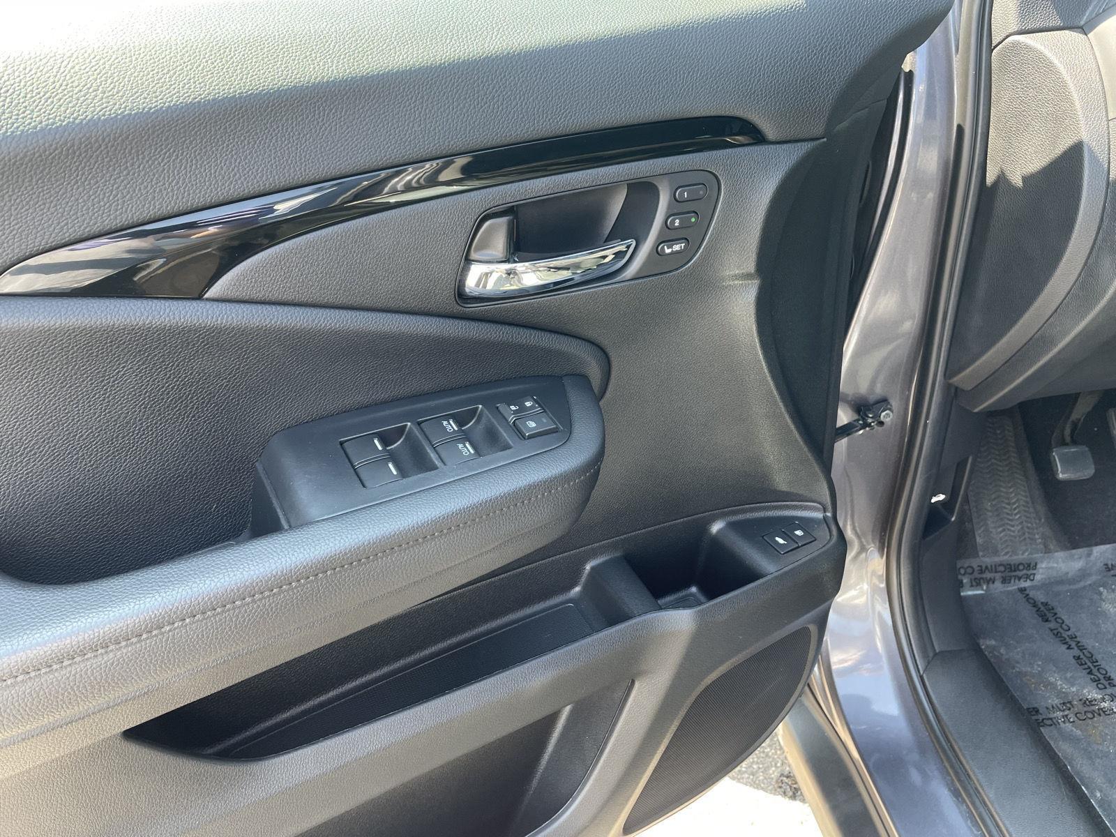 Used 2022 Honda Pilot Elite SUV for sale in Grand Island NE
