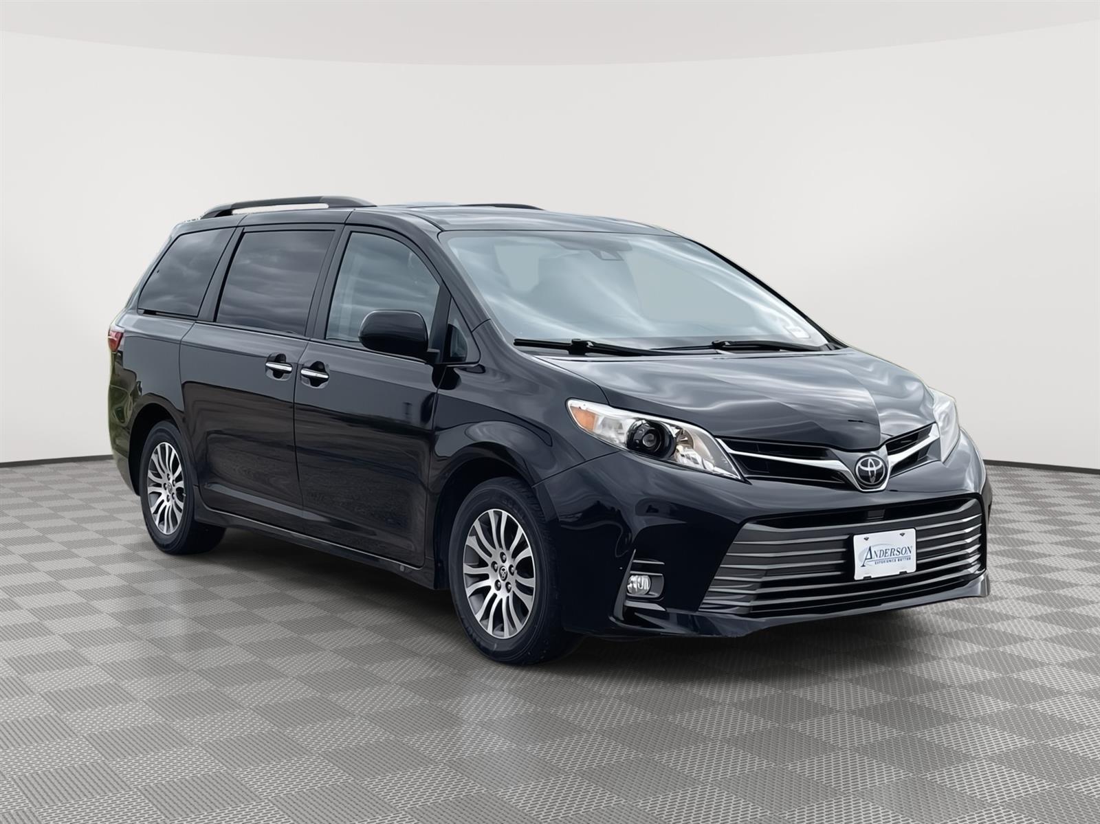Pre-Owned 2020 Toyota Sienna for sale in Grand Island NE