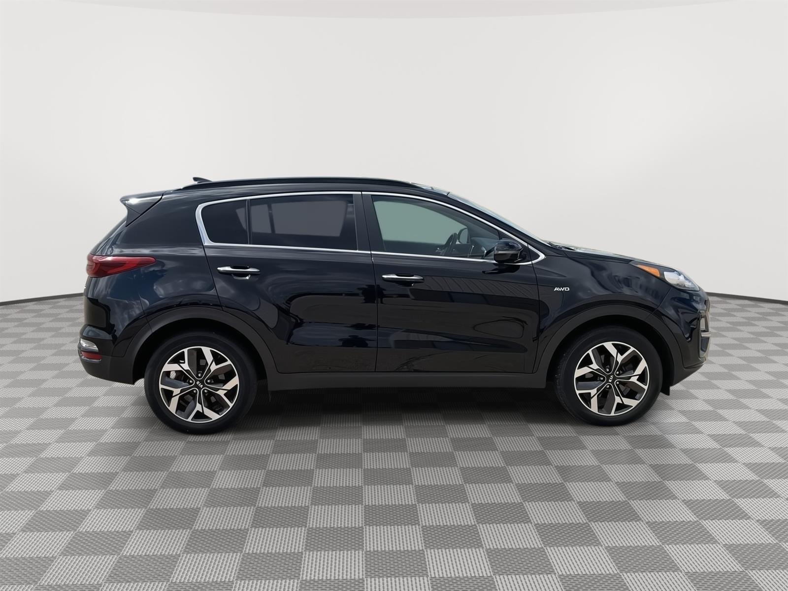 Used 2020 Kia Sportage EX SUV for sale in Grand Island NE