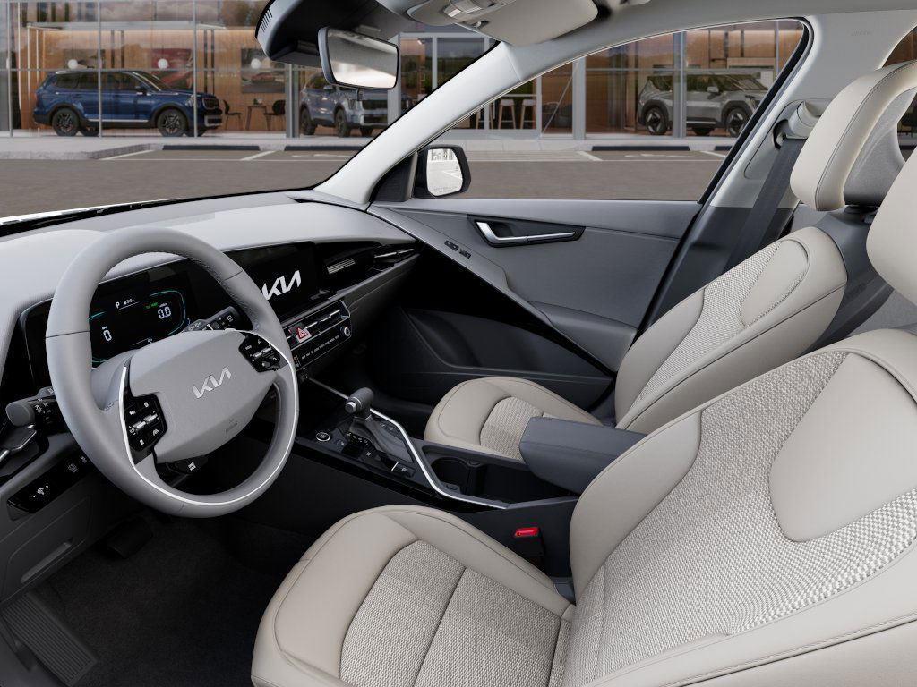 New 2025 Kia Niro for sale in Grand Island NE
