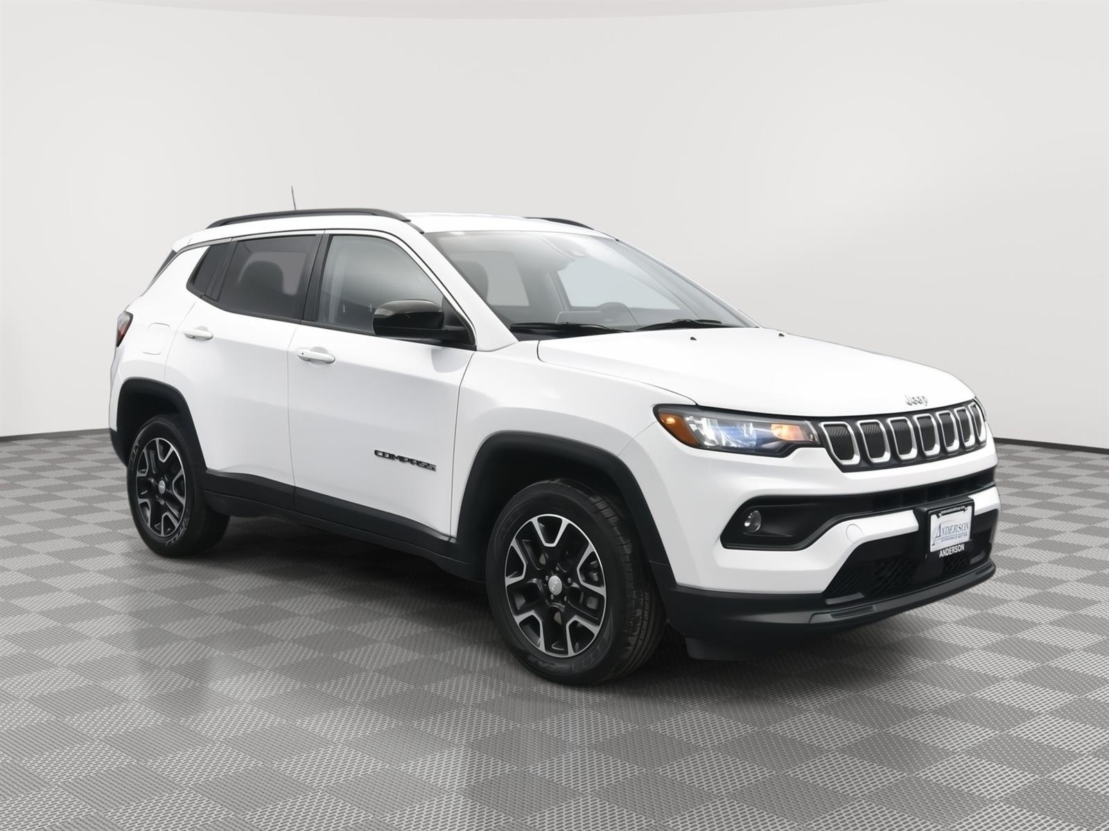 Used 2022 Jeep Compass Latitude SUV for sale in Grand Island NE