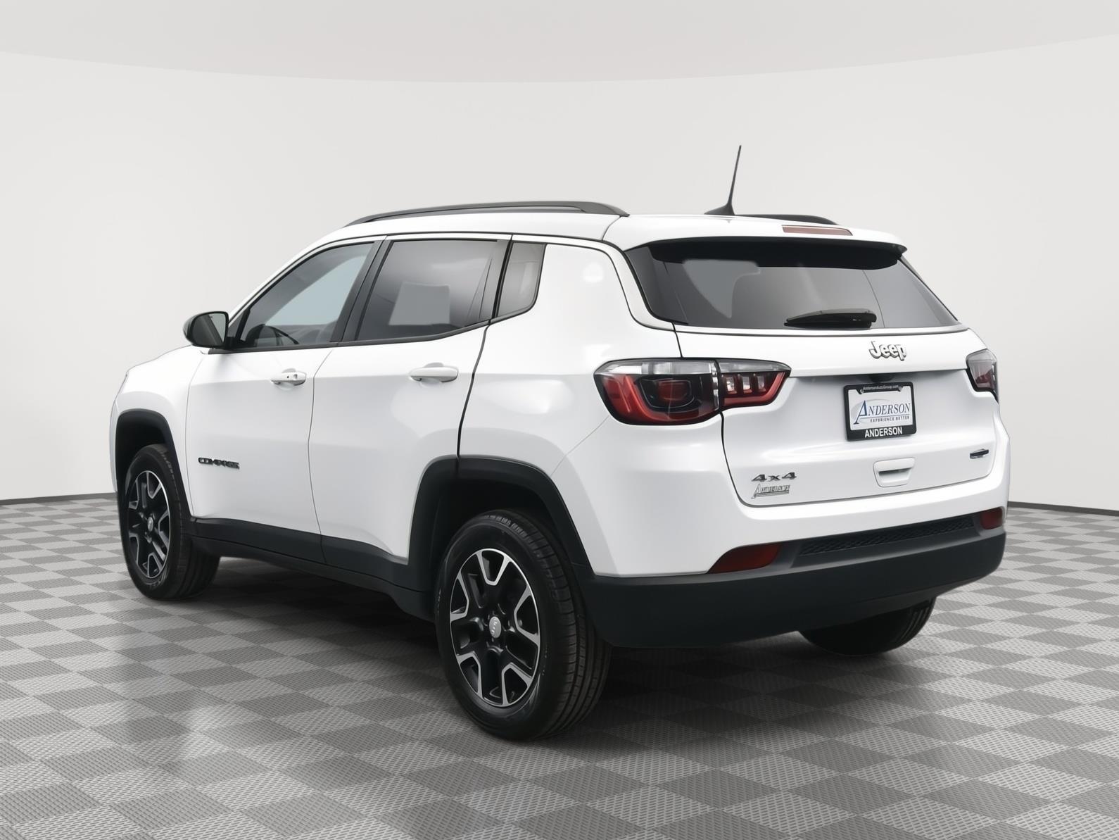 Used 2022 Jeep Compass Latitude SUV for sale in Grand Island NE