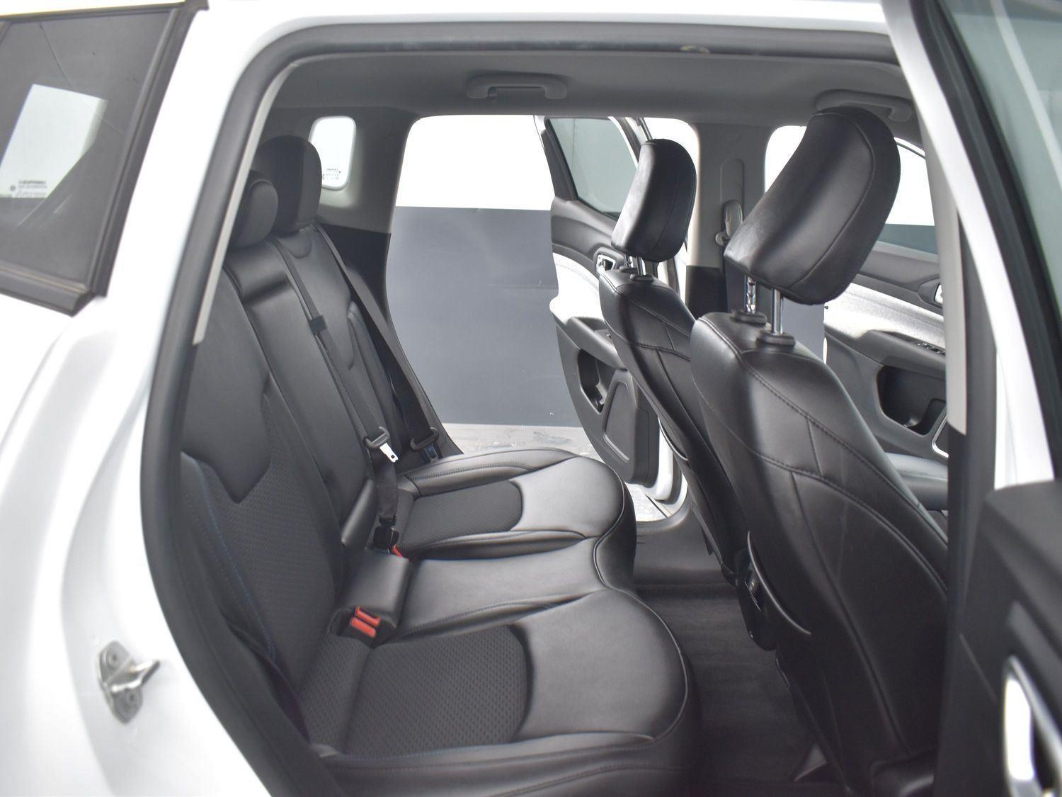 Used 2022 Jeep Compass Latitude SUV for sale in Grand Island NE