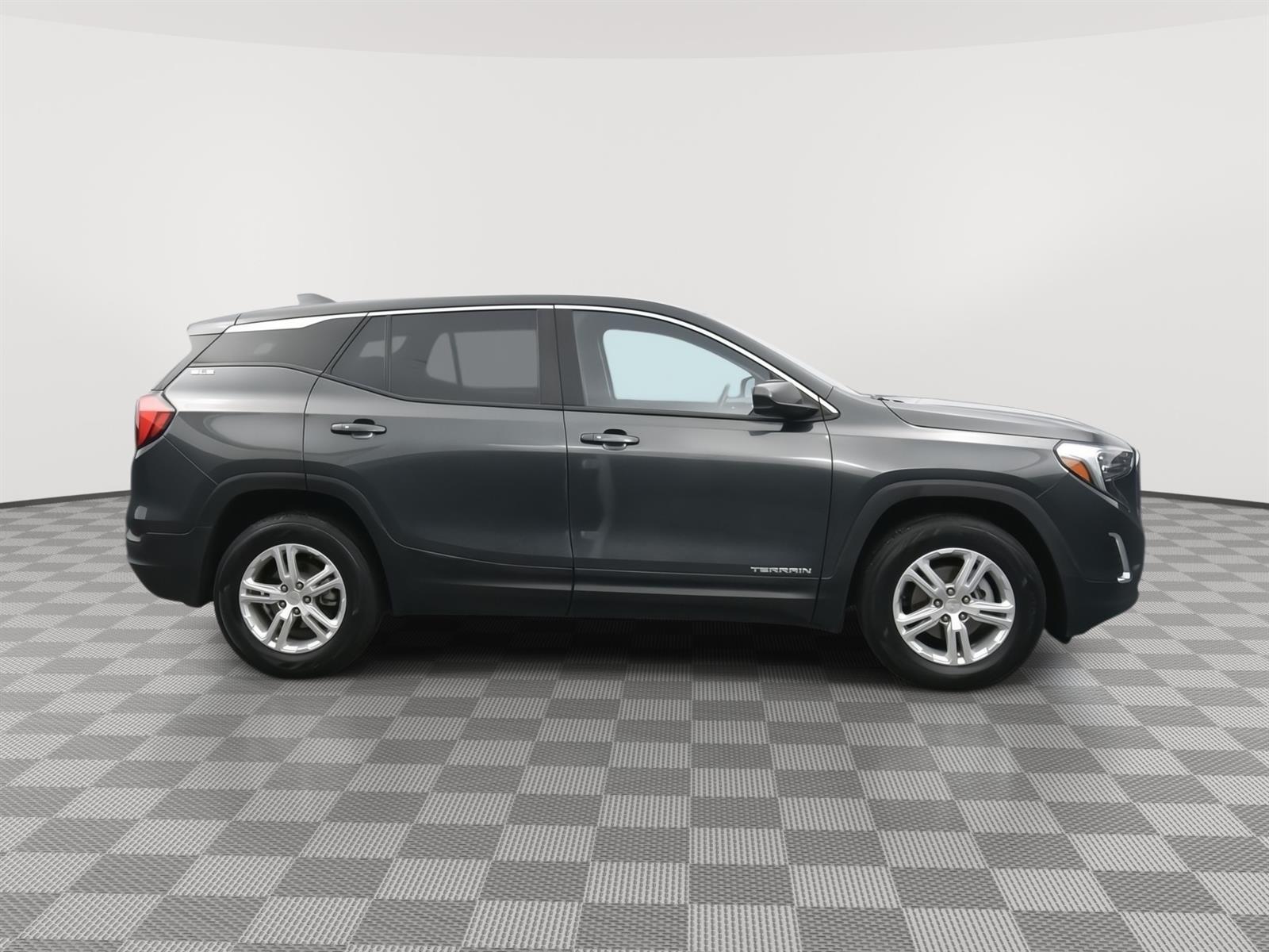 Used 2021 GMC Terrain SLE SUV for sale in Grand Island NE