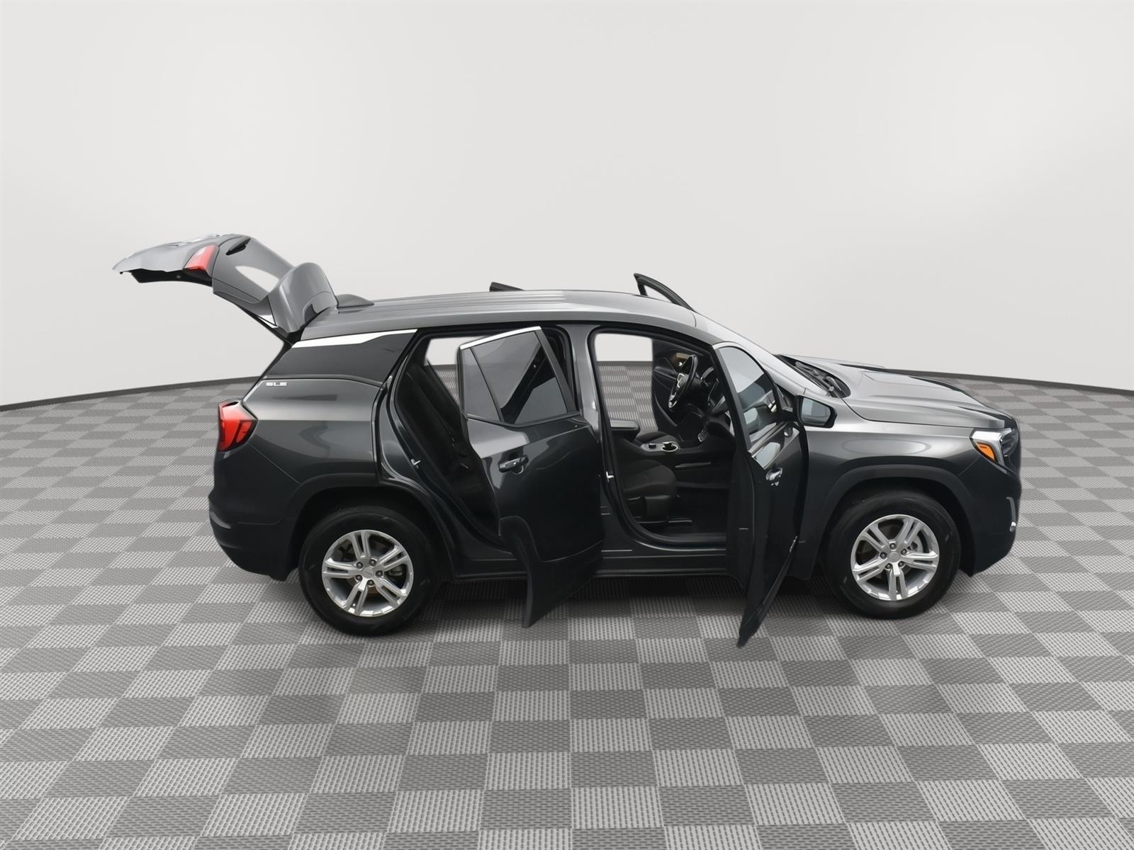 Used 2021 GMC Terrain SLE SUV for sale in Grand Island NE
