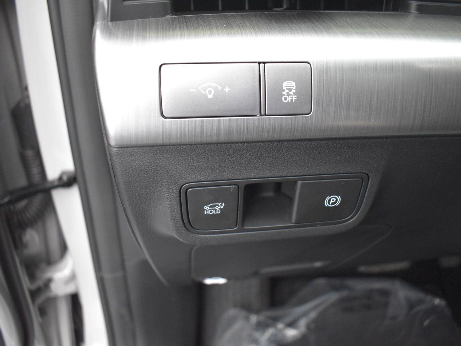 Used 2024 Hyundai Kona Electric Limited SUV for sale in Grand Island NE
