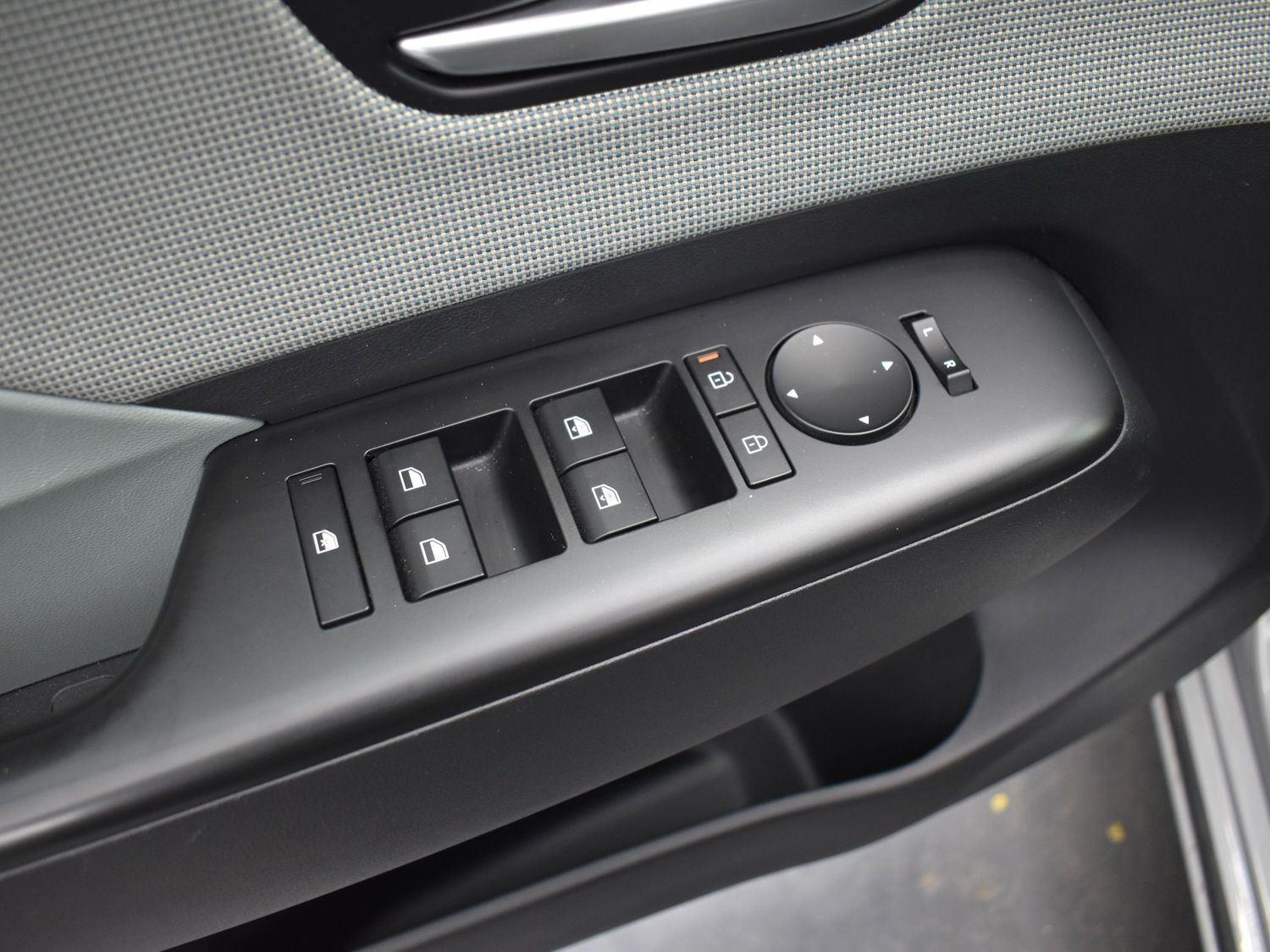 Used 2024 Hyundai Kona Electric Limited SUV for sale in Grand Island NE