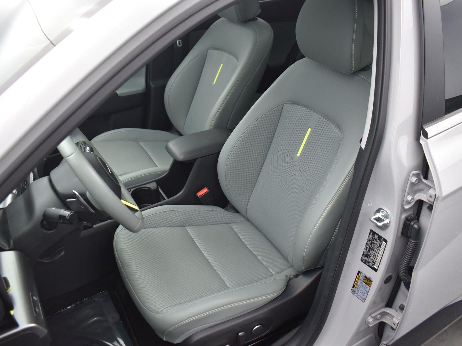 Used 2024 Hyundai Kona Electric Limited SUV for sale in Grand Island NE