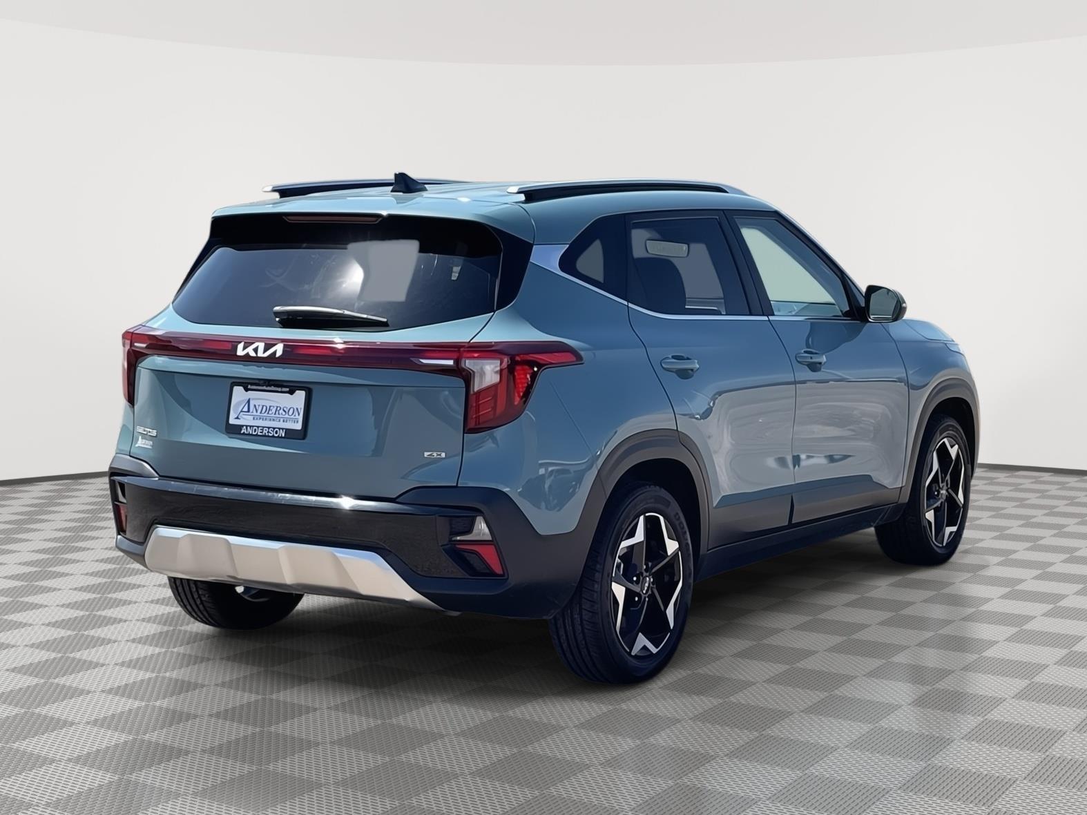 Used 2024 Kia Seltos EX SUV for sale in Grand Island NE