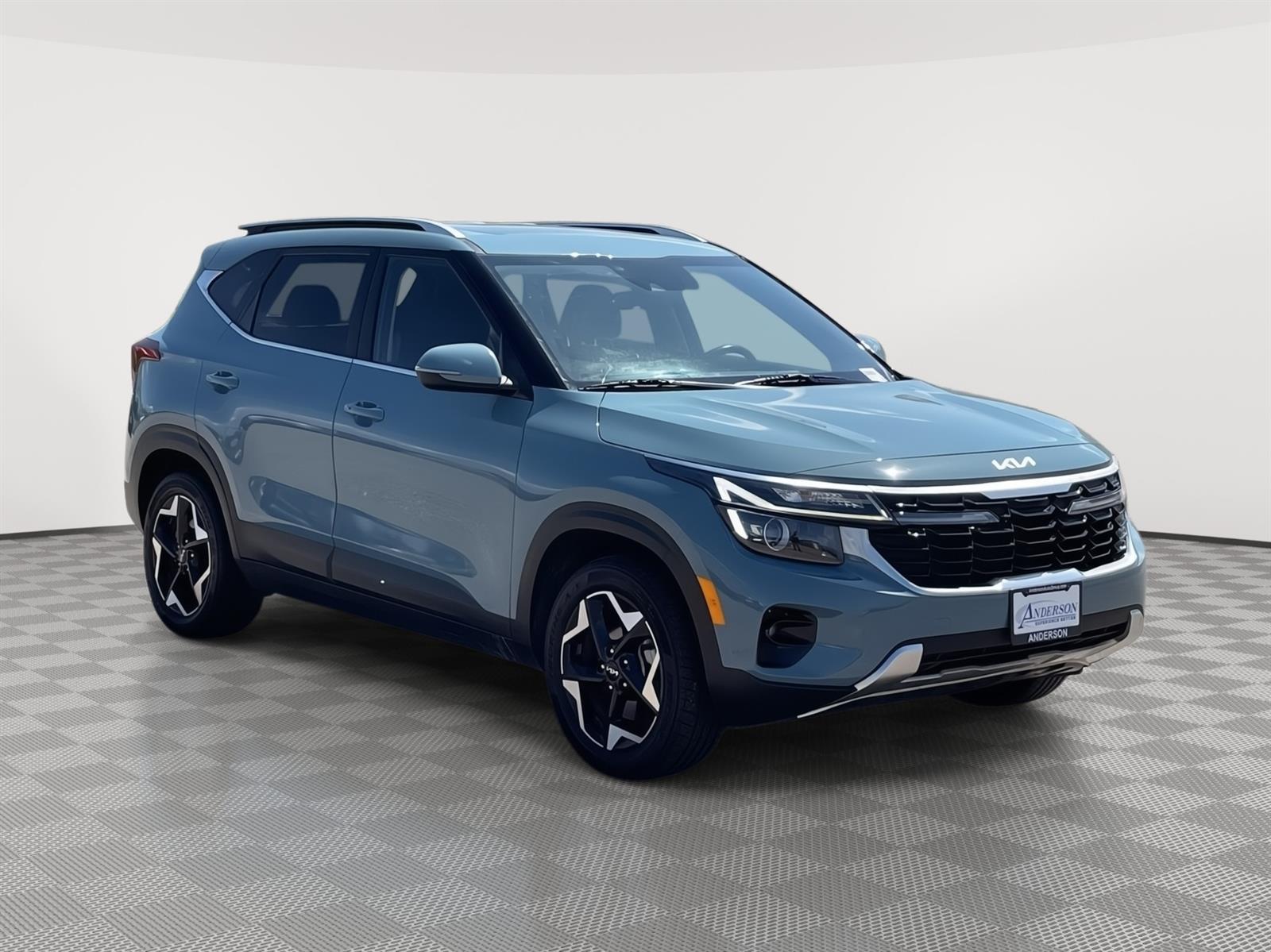 Used 2024 Kia Seltos EX SUV for sale in Grand Island NE