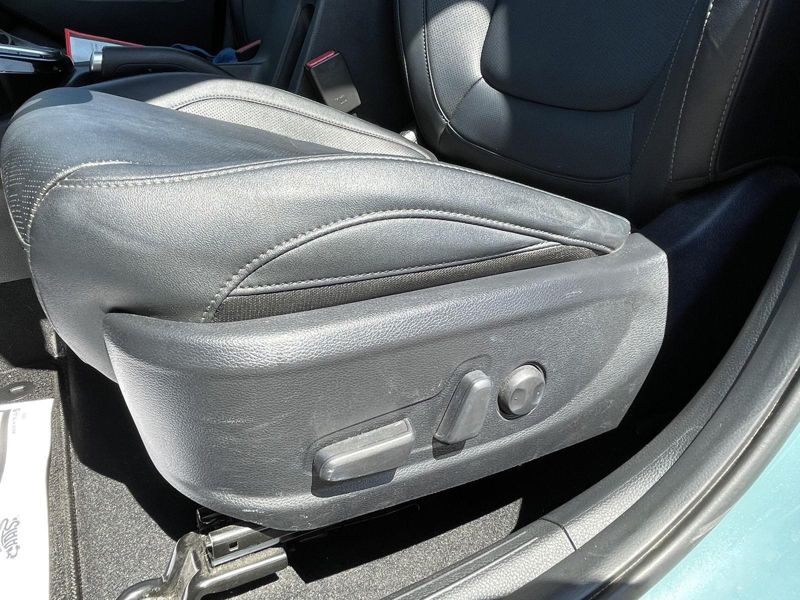 Used 2024 Kia Seltos EX SUV for sale in Grand Island NE