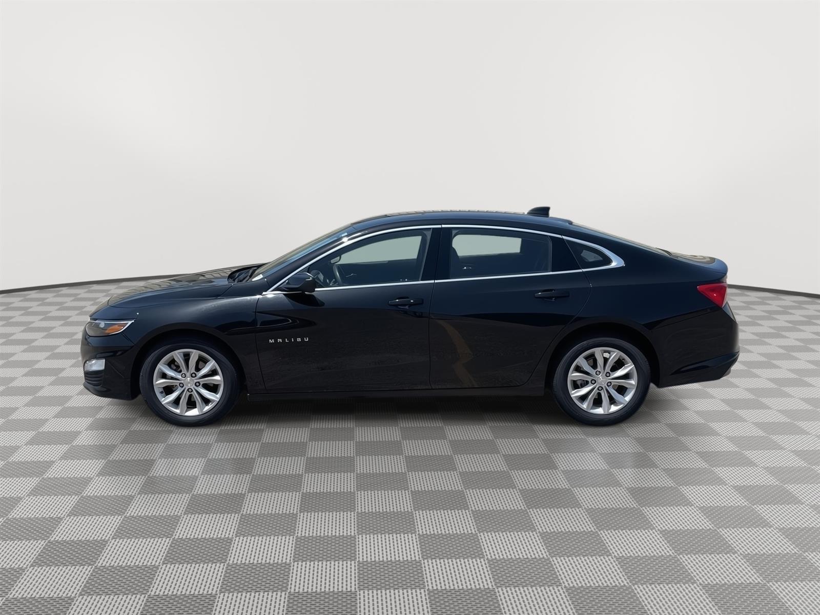 Used 2024 Chevrolet Malibu LT Sedan for sale in Grand Island NE