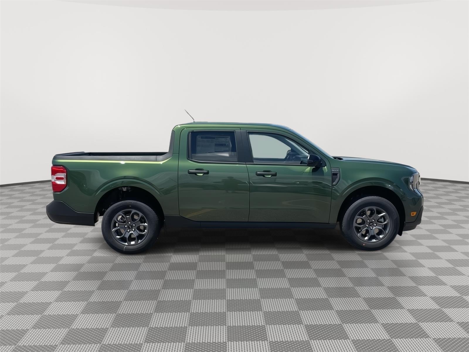 2025 Ford Maverick XLT photo 6