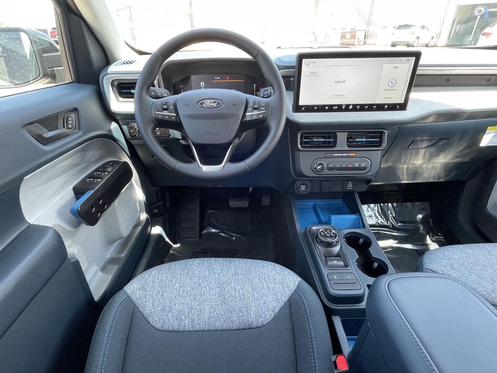 2025 Ford Maverick XLT photo 11