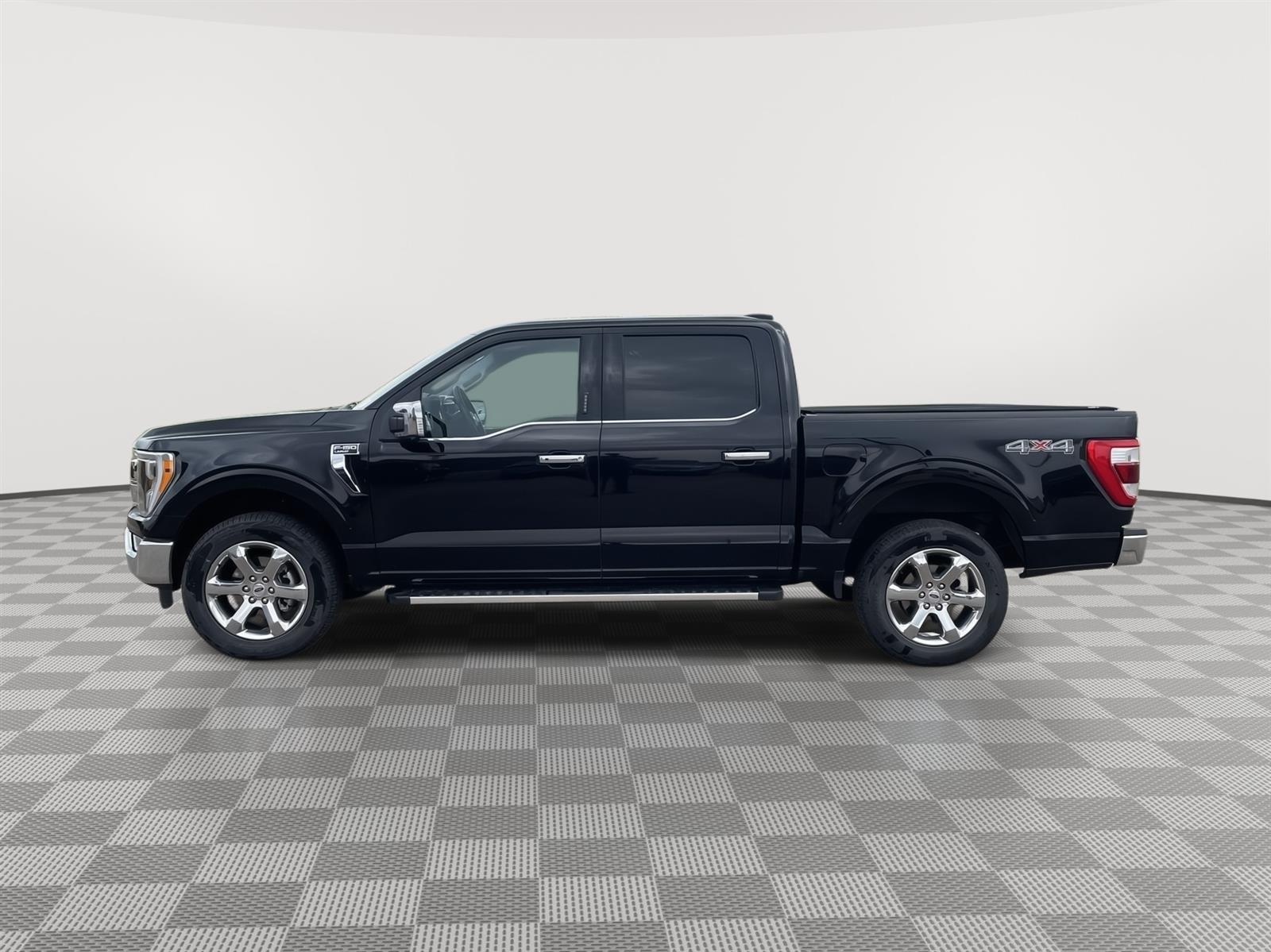 Used 2023 Ford F-150 Lariat Crew Cab Truck for sale in Grand Island NE